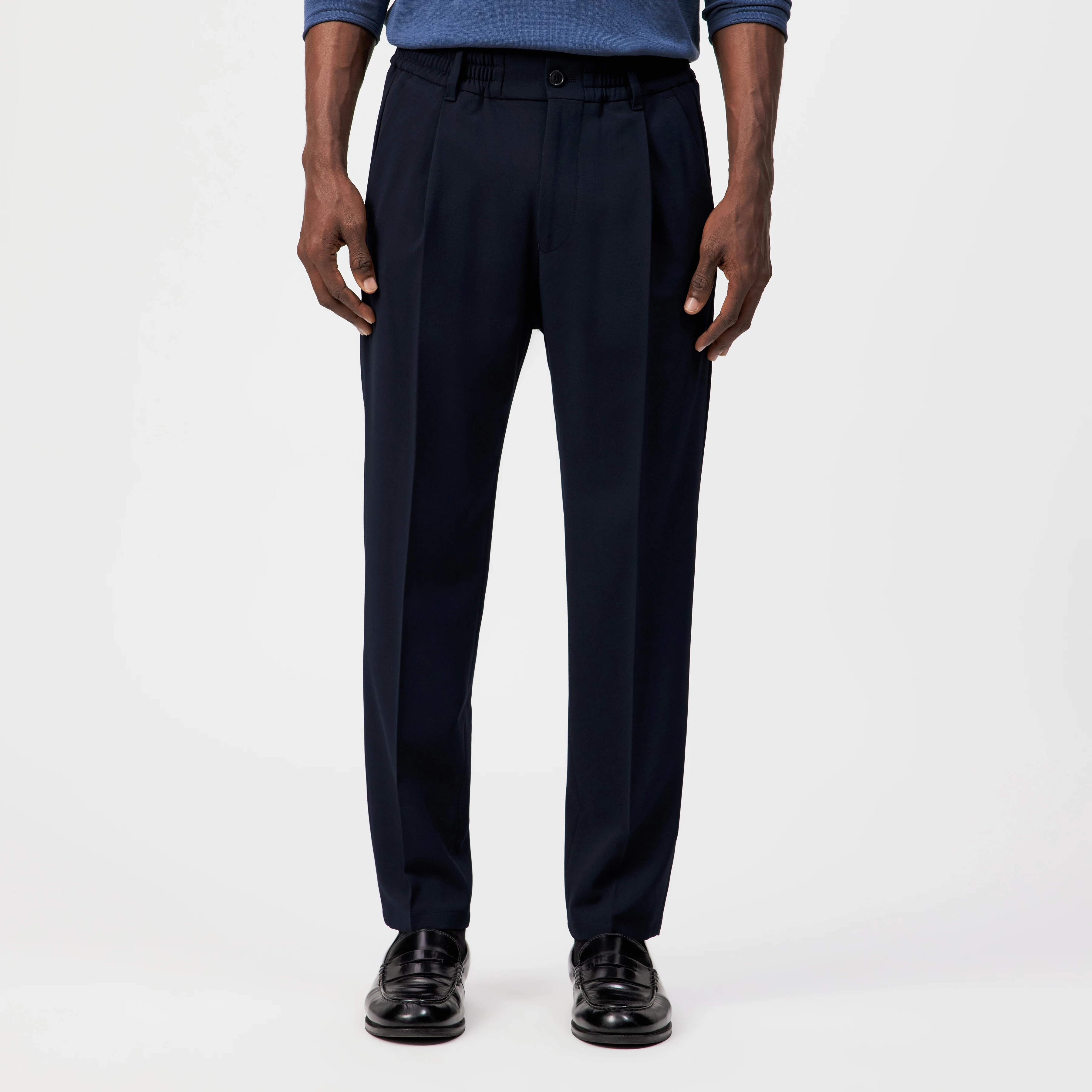 CHASY - Casual trousers with pleats in gabardine - men - blue - Frontansicht