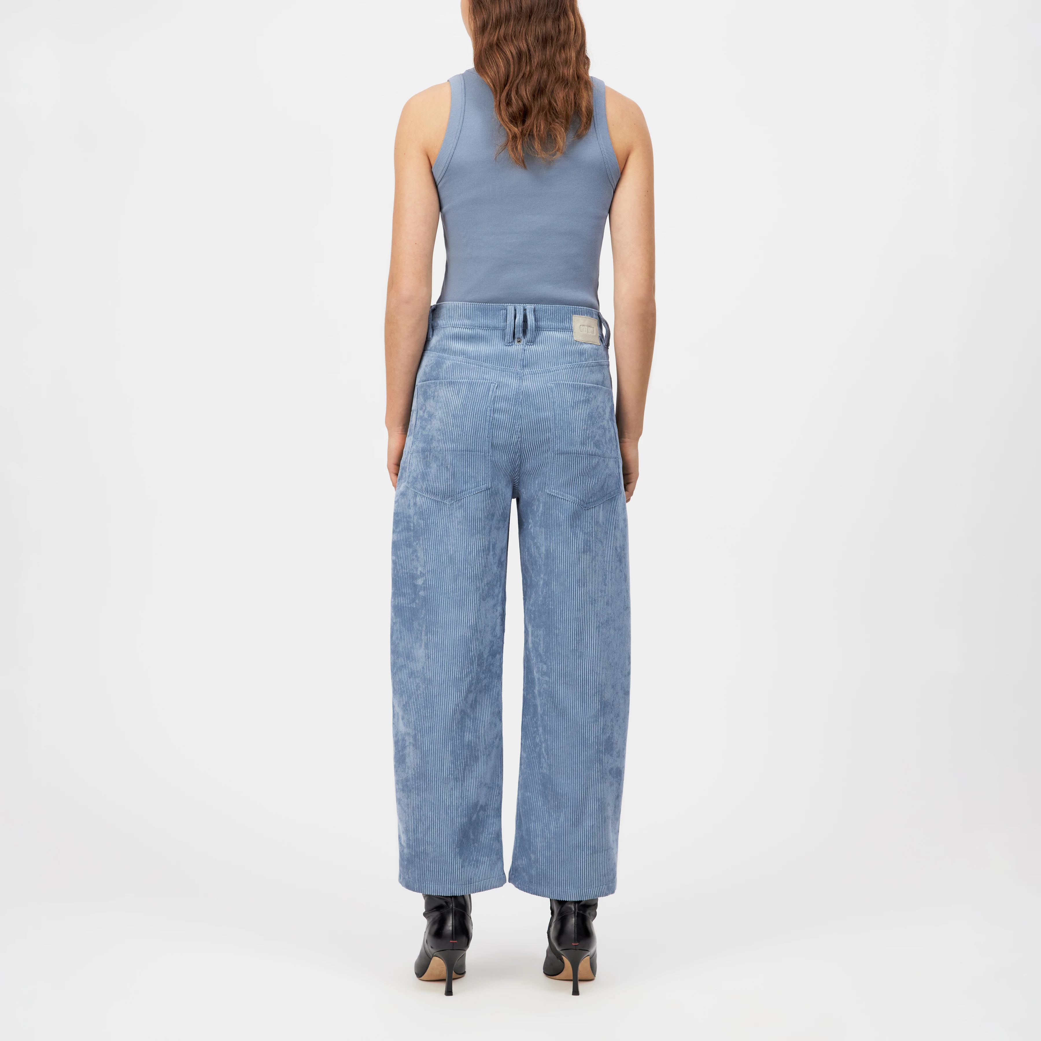 DERIVE - Mid-Waist Jeans in Cord - Damen - blau - Rückansicht