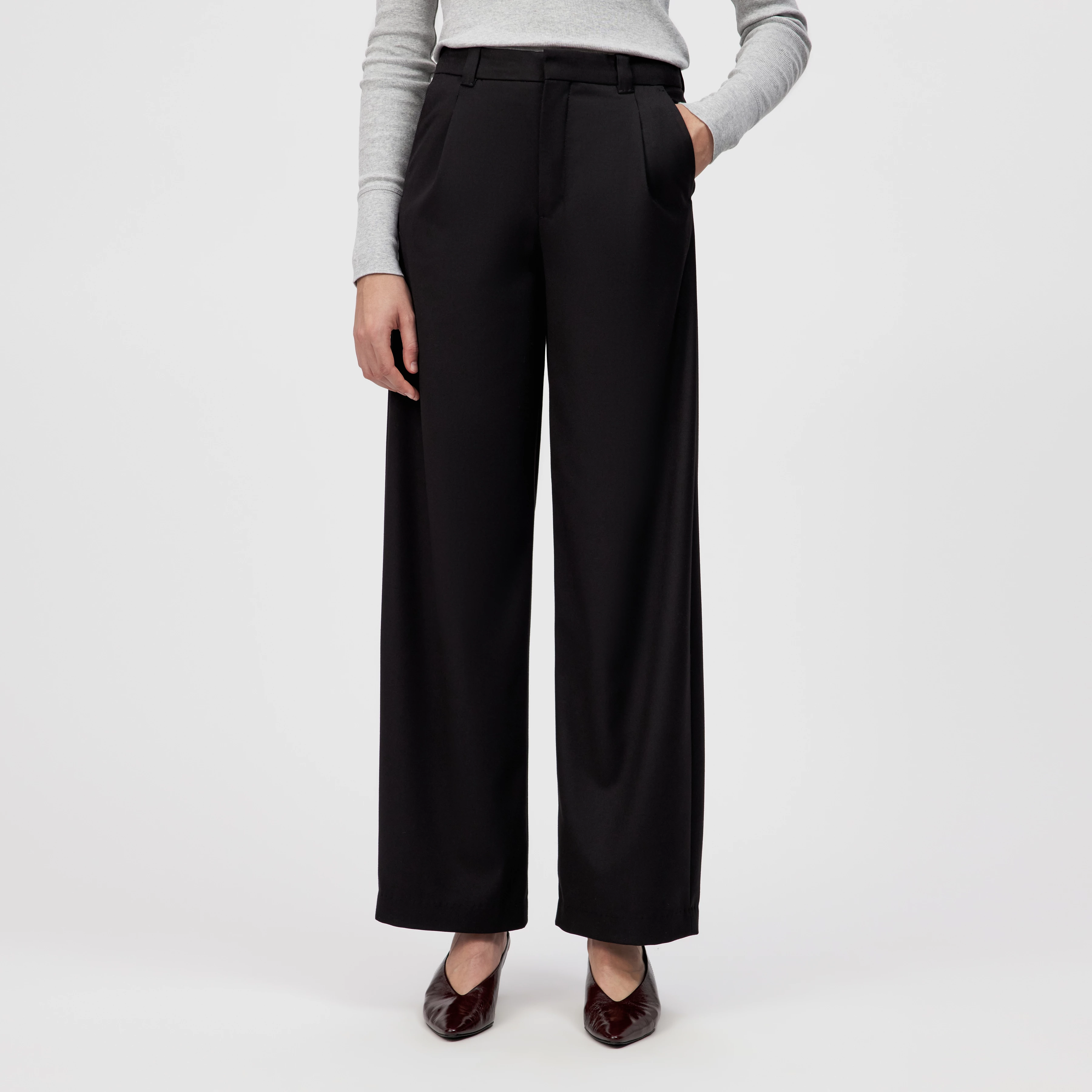CRAWL - Bundfaltenhose in softem Flanell - Damen - schwarz - Frontansicht