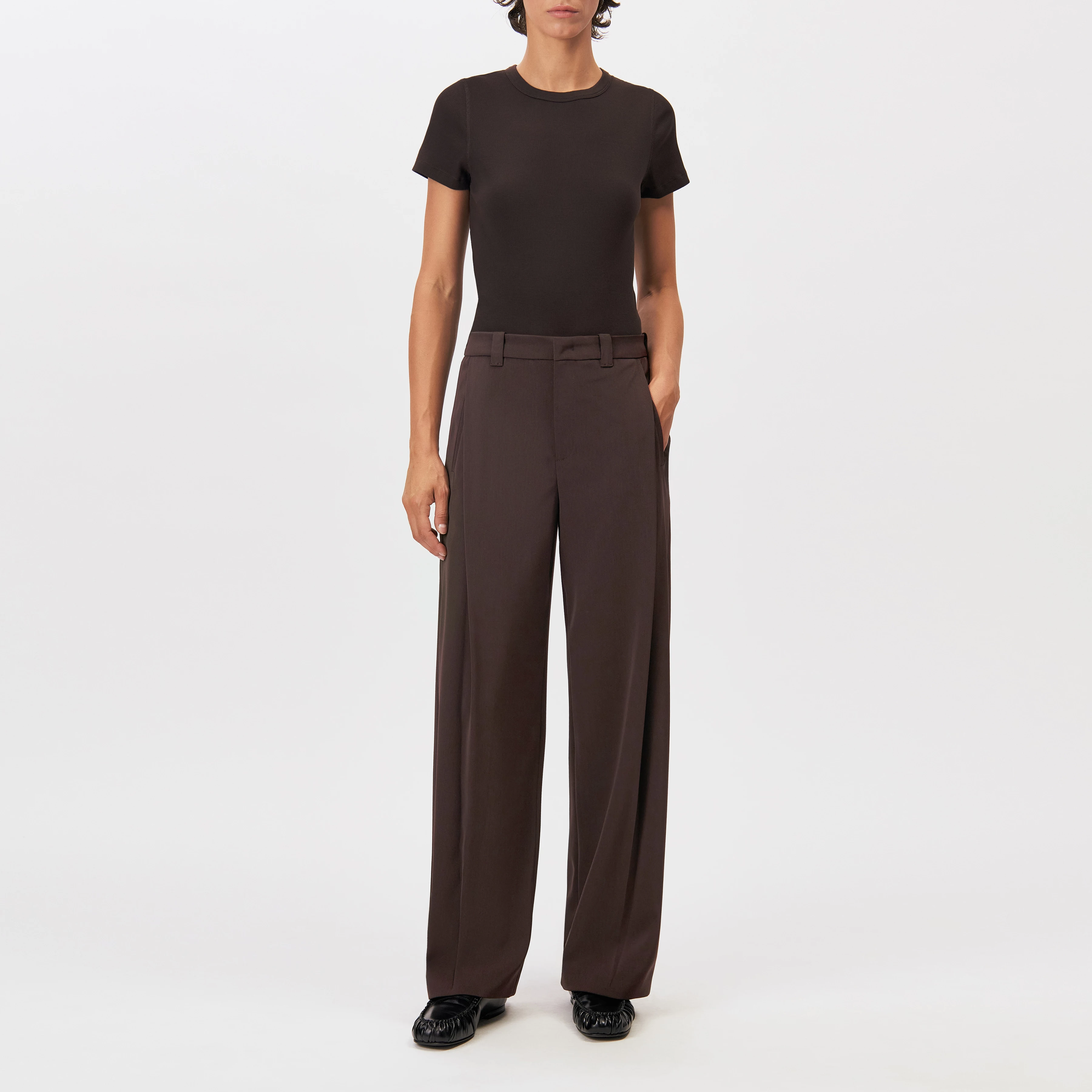 KOALE - Slim T-shirt in cotton rib - women - brown - Ganzkörper-Frontansicht