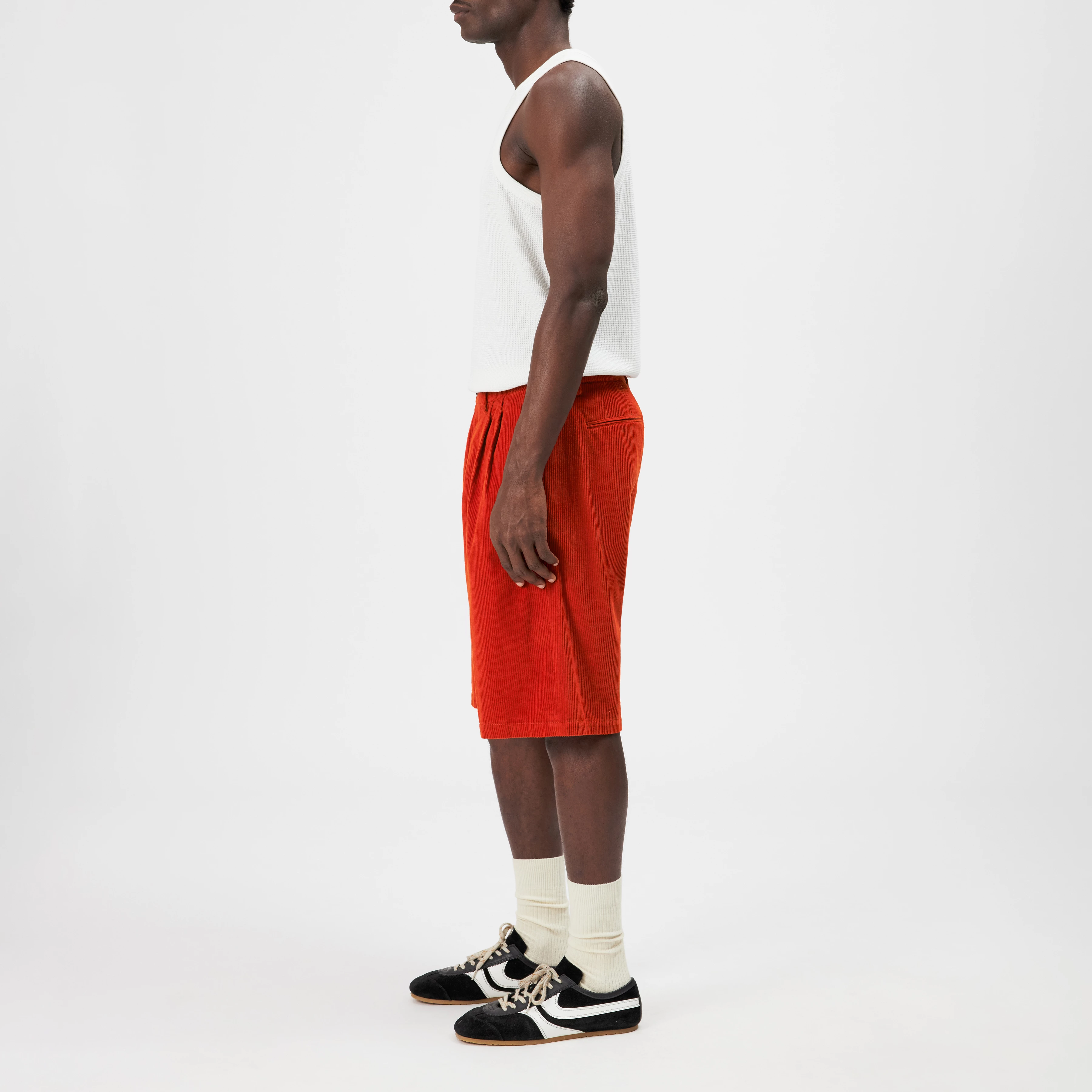 ROCABO - Bundfalten Short in Baumwoll-Cord - Herren - orange - Seitenansicht