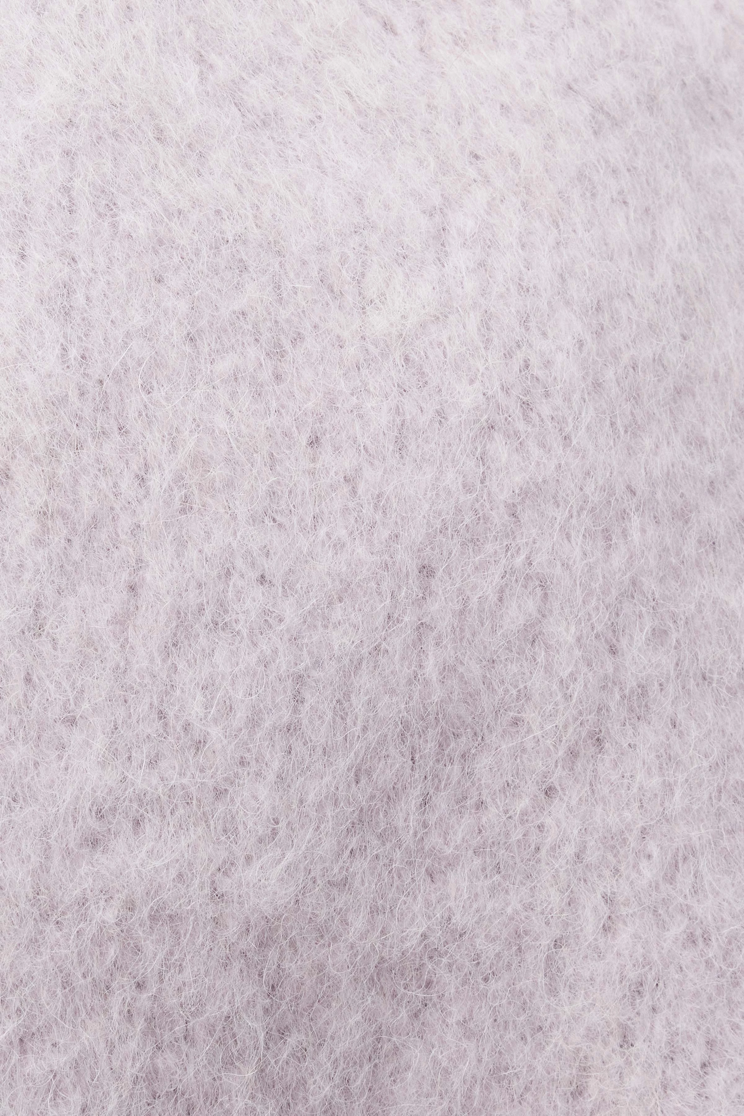 RAMEA - Pullover in Alpaka-Mix - Damen - lila - Detailansicht am Model