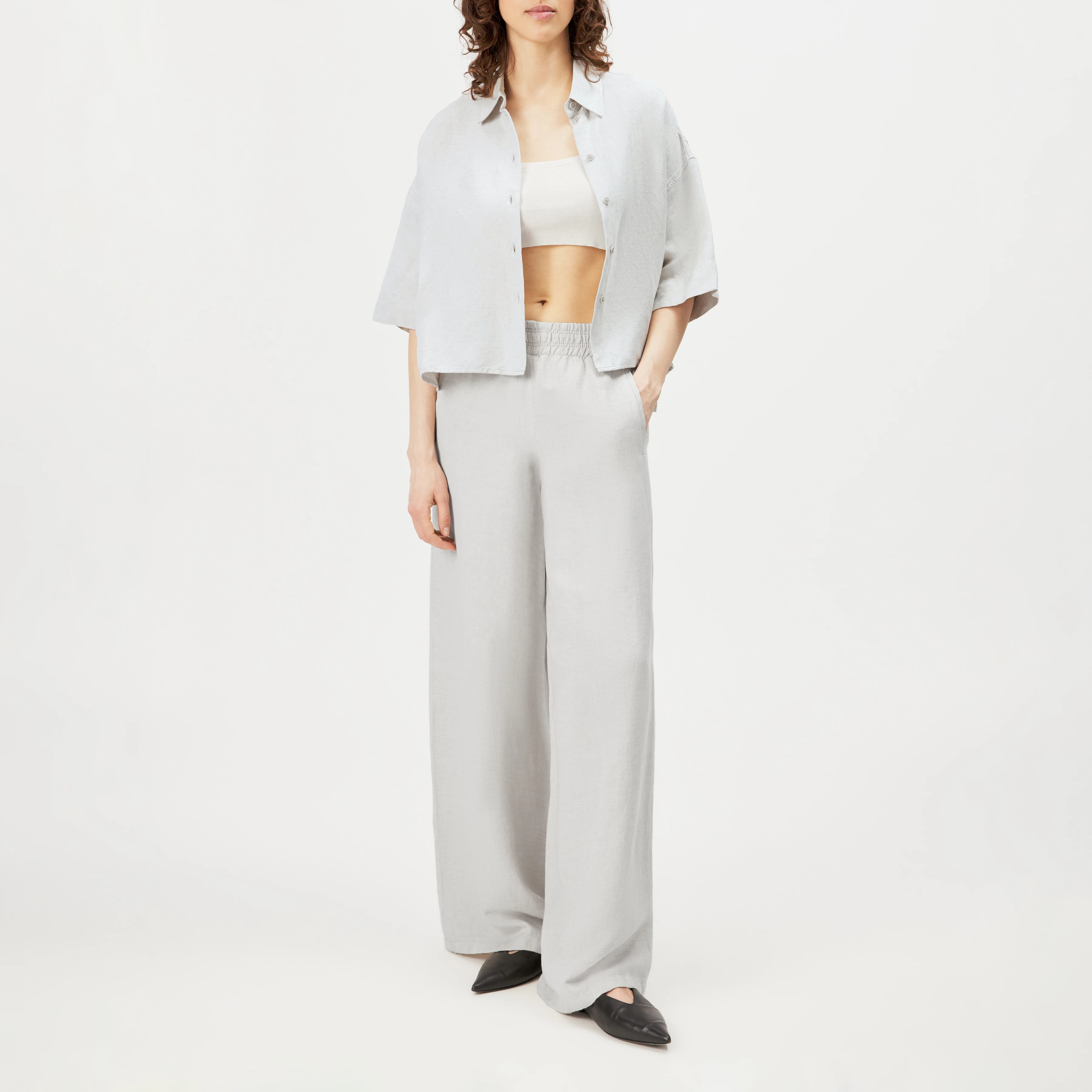 YARIKA - Boxy oversized linen-blend shirt blouse - women - grey - Ganzkörper-Frontansicht