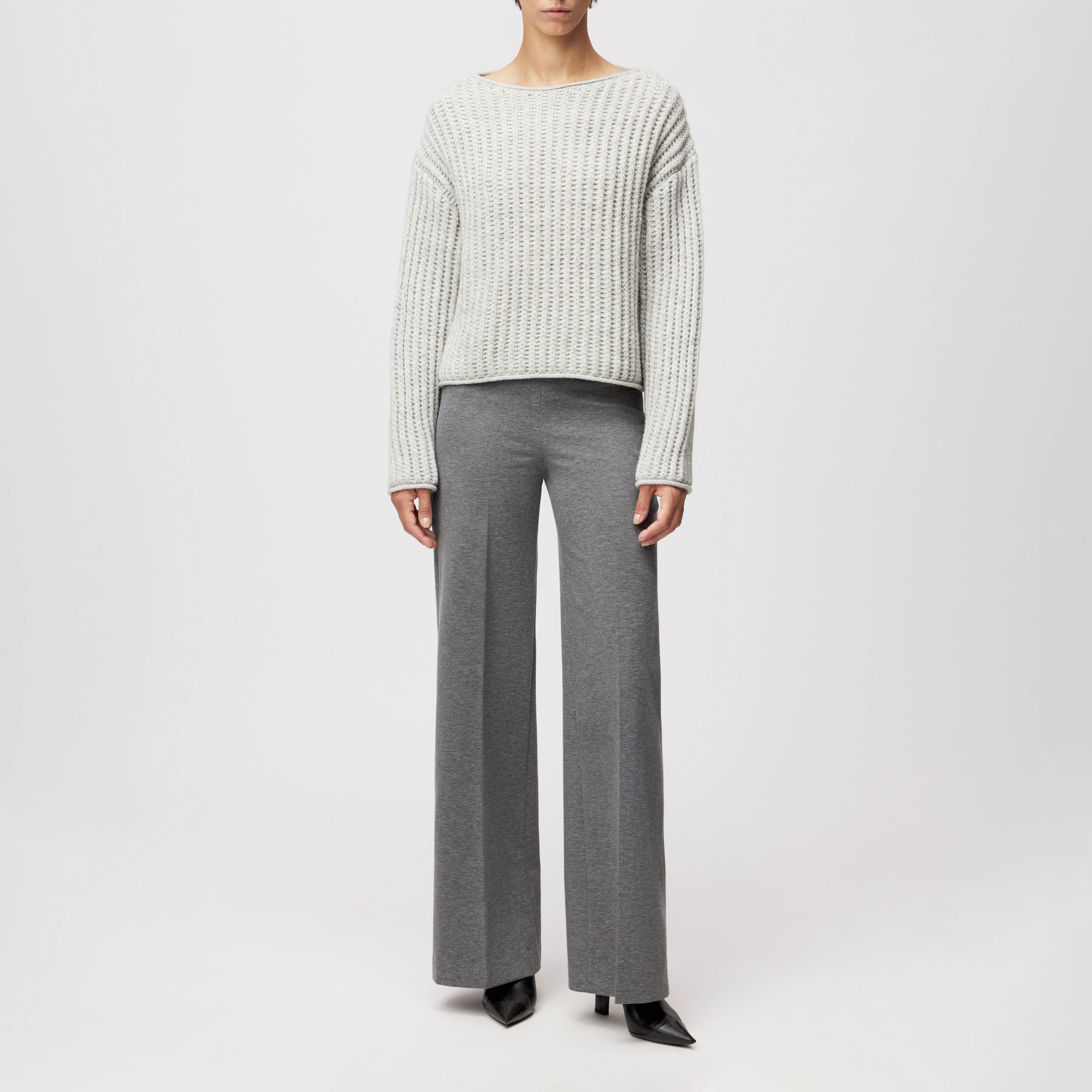 IMENY - Cropped jumper in wool and alpaca blend - women - grey - Ganzkörper-Frontansicht