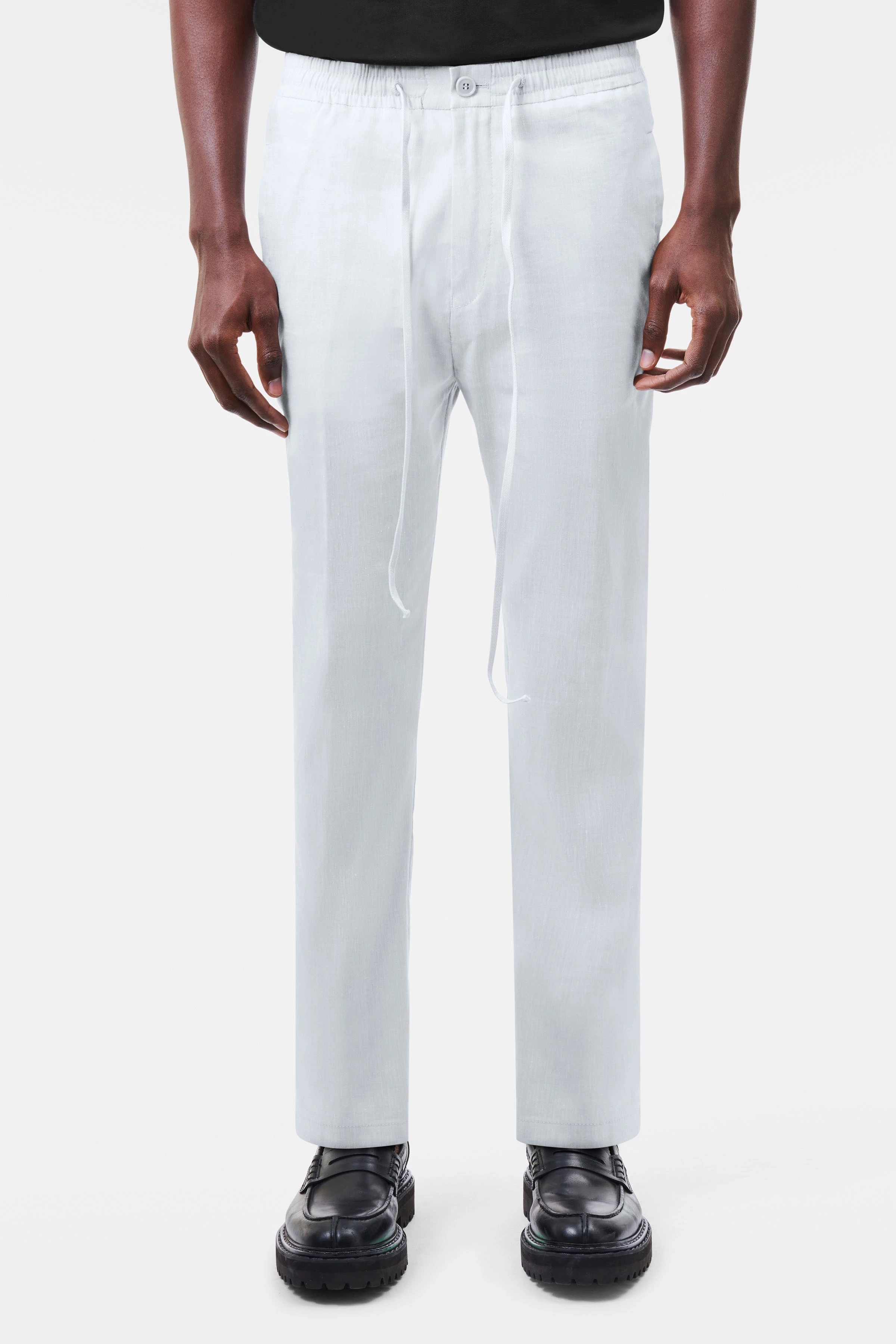 jogging trousers with drawstring in a summery linen blend JEGER online ...