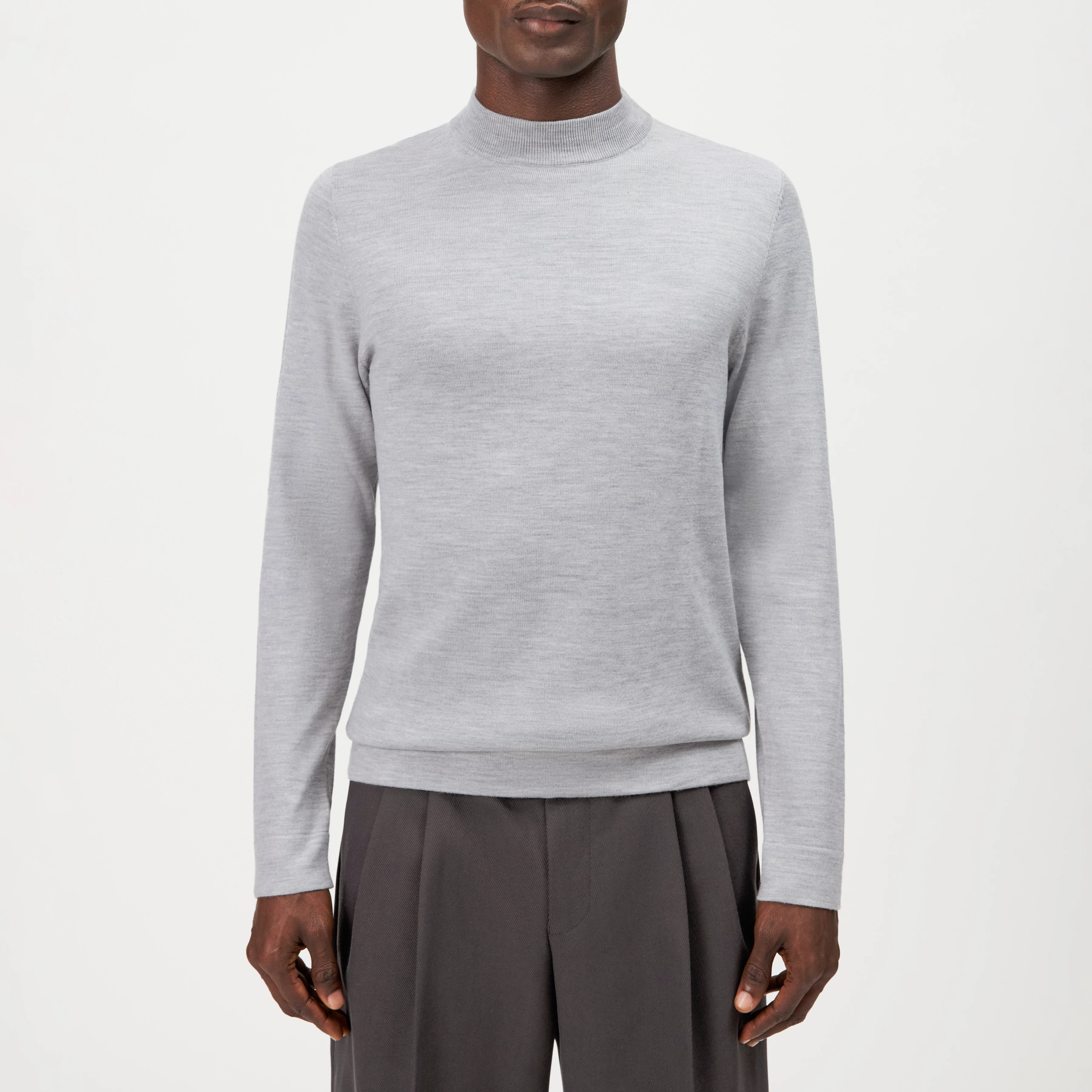 ARWON - Fitted turtleneck jumper in pure Merino wool - men - grey - Frontansicht