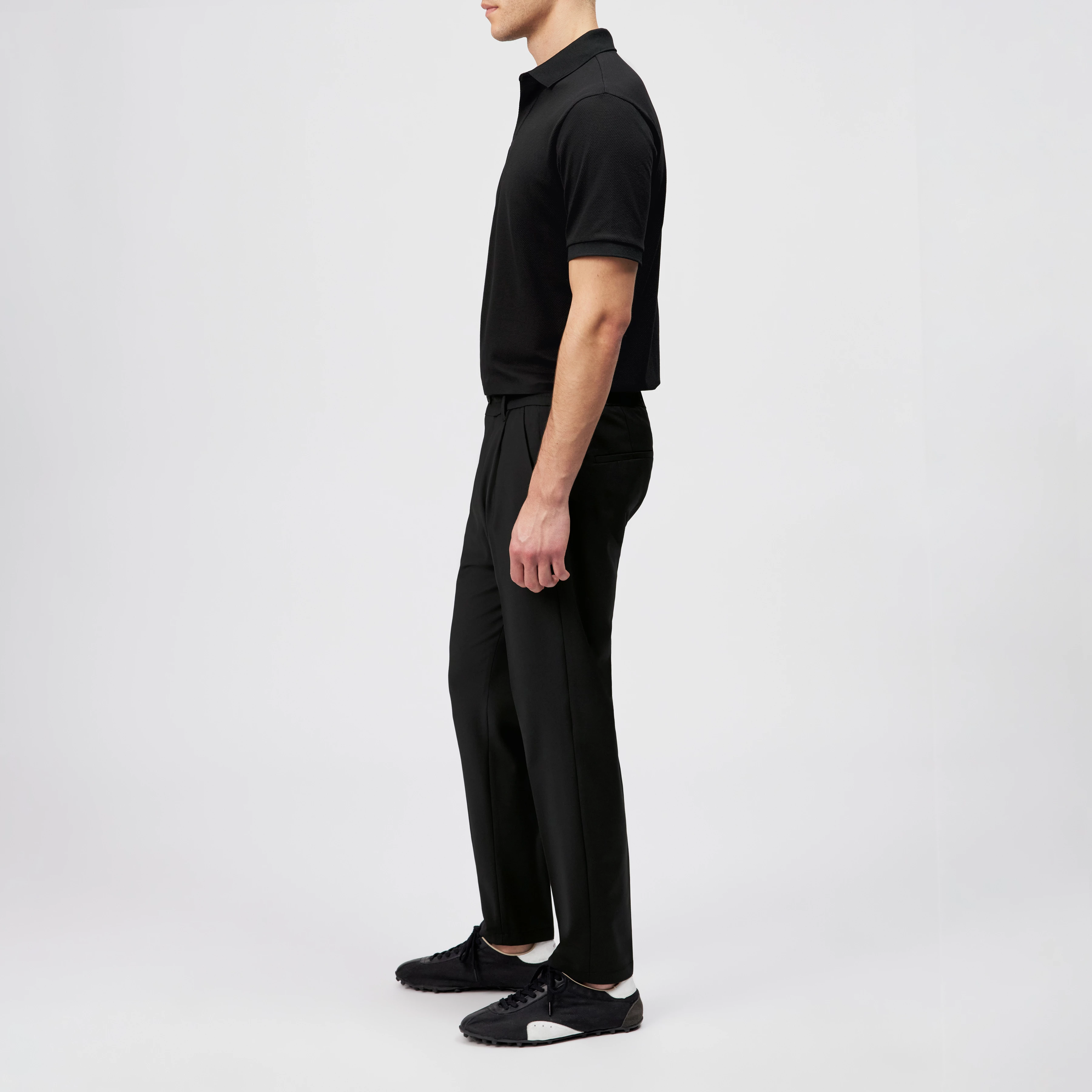 CHASY - Casual Hose mit Bundfalte in Bi-Stretch - Herren - schwarz - Seitenansicht