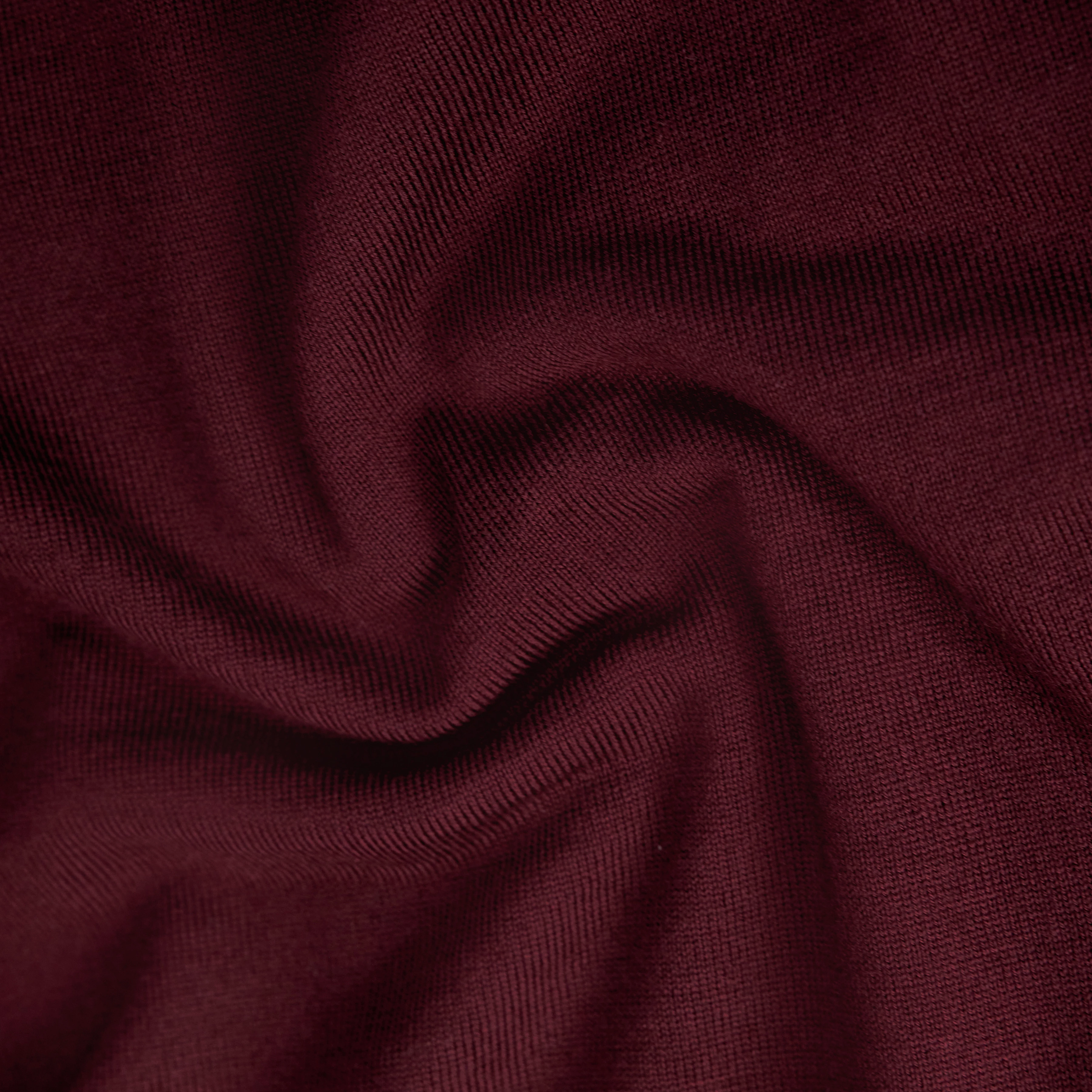 GERLINA - Cropped jumper in 100% merino wool - women - red - Materialbild (B2C)