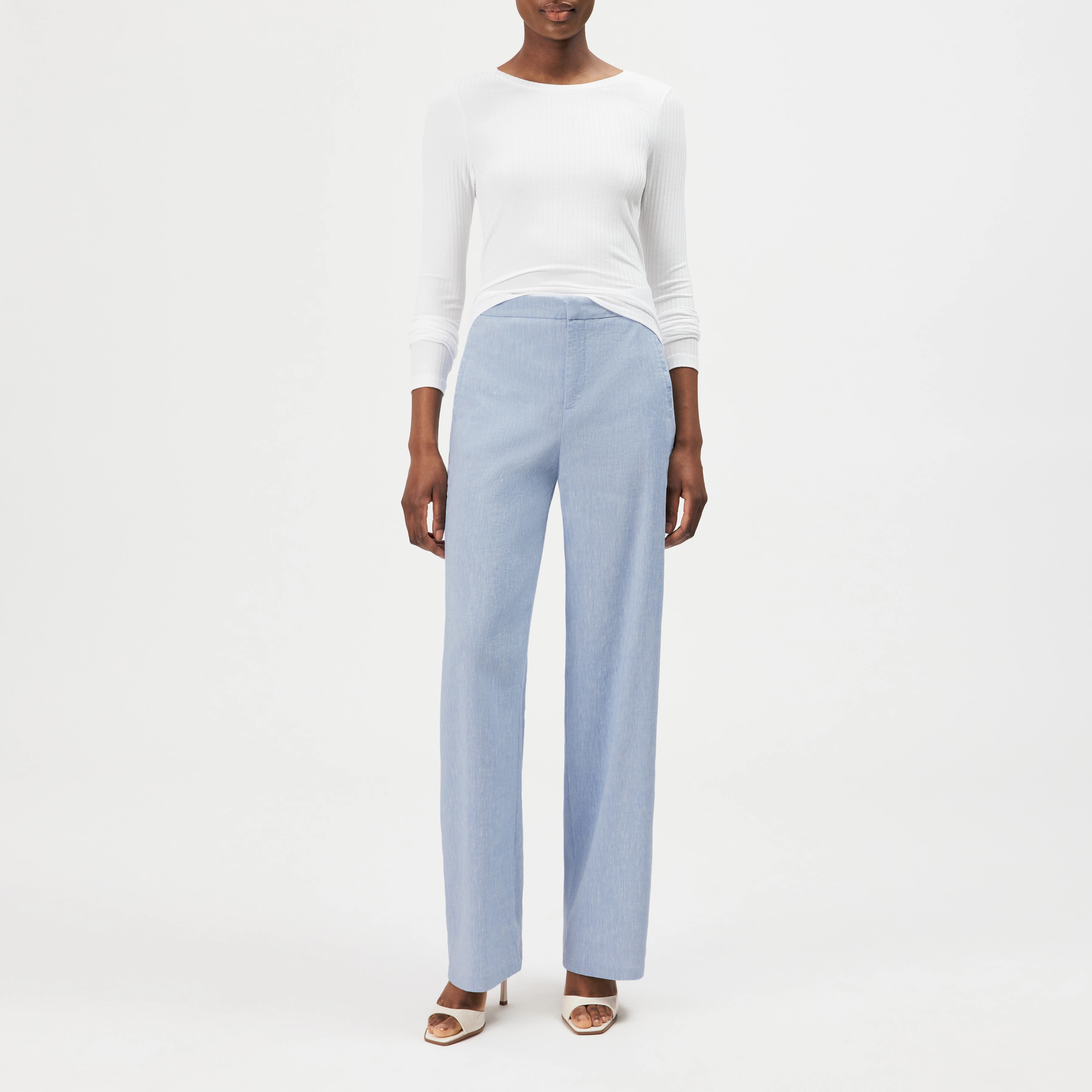 FAE_0 - Barrel-leg trousers in linen blend - women - blue - Ganzkörper-Frontansicht
