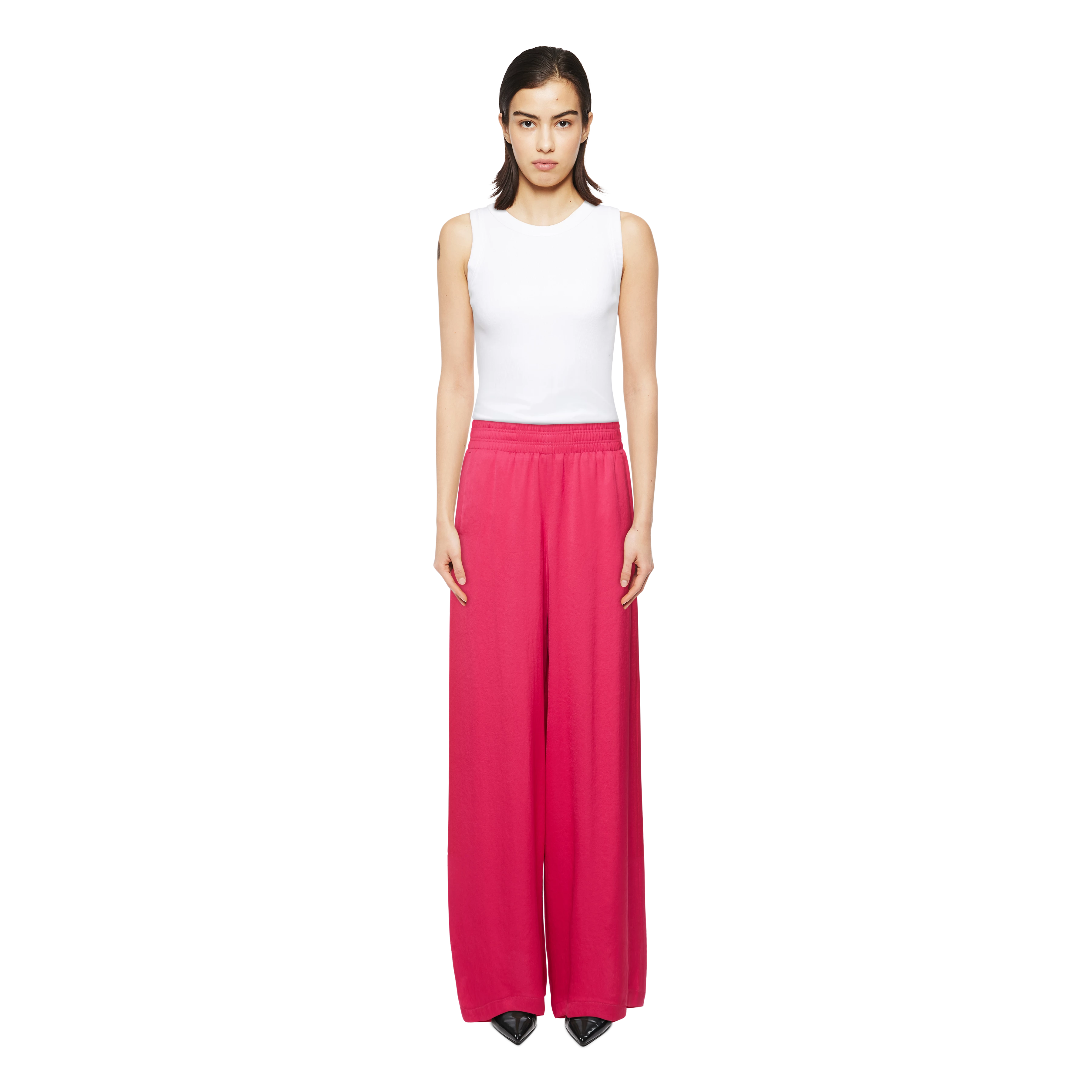 CEILING - Pantalon large en satin - women - rouge - Ganzkörper-Frontansicht