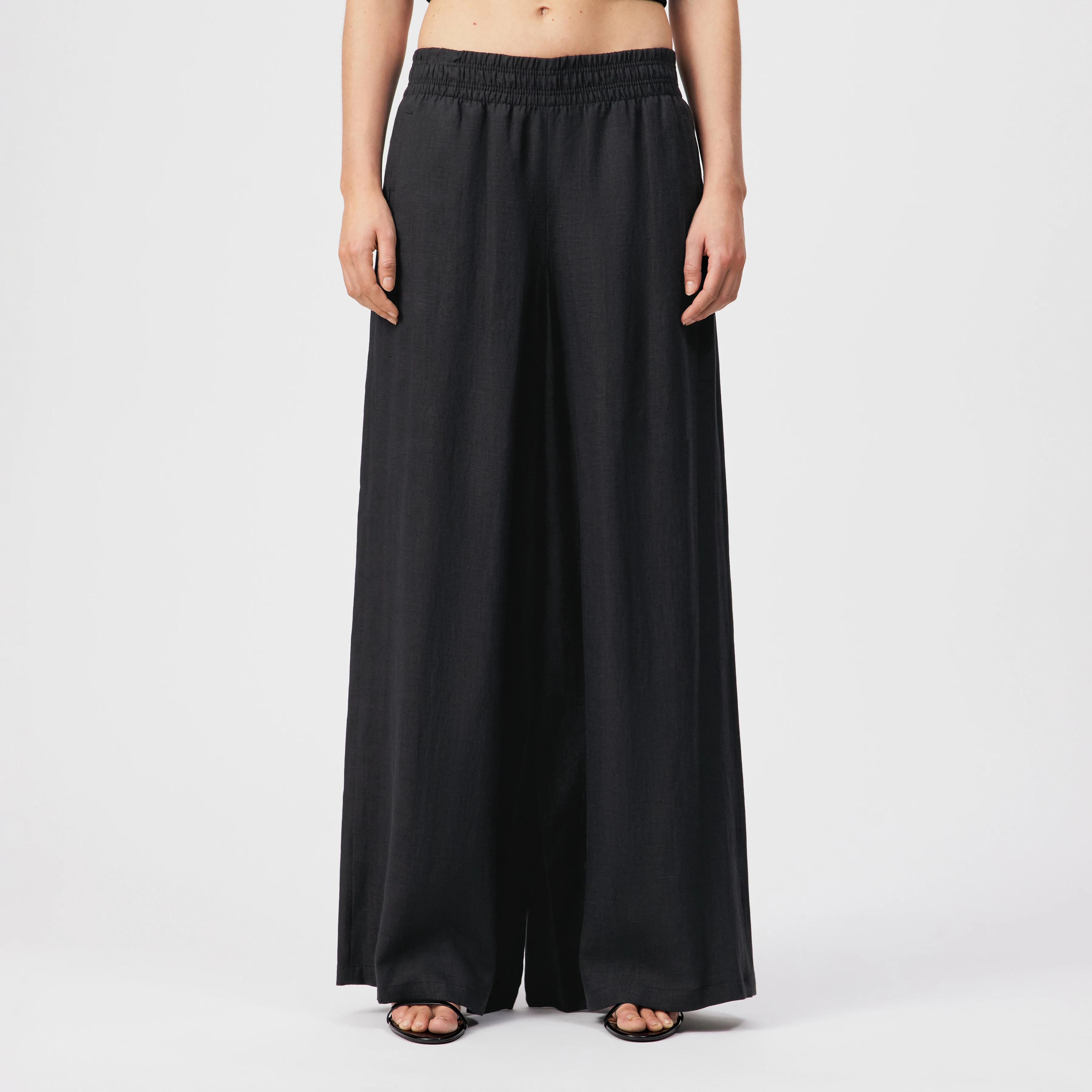 CEILING - Weite Hose in Leinen - Damen - schwarz - Frontansicht