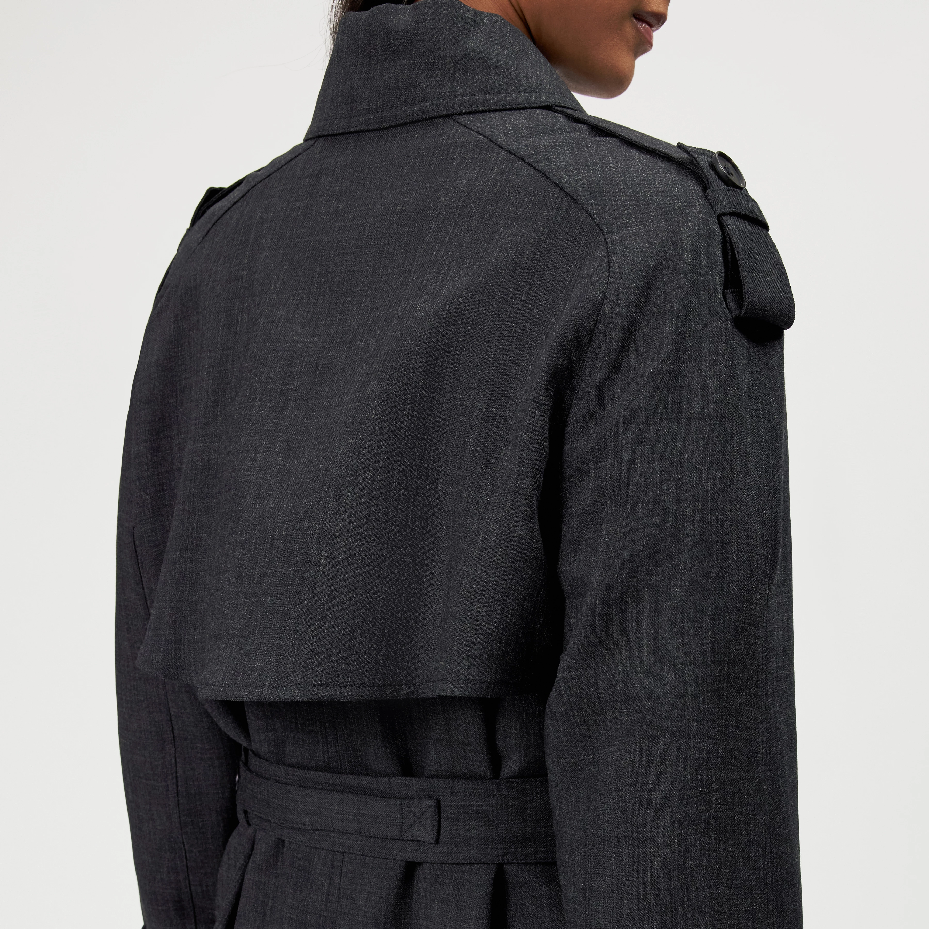PEPLOW - Pure new wool trench coat - women - grey - Detailansicht am Model