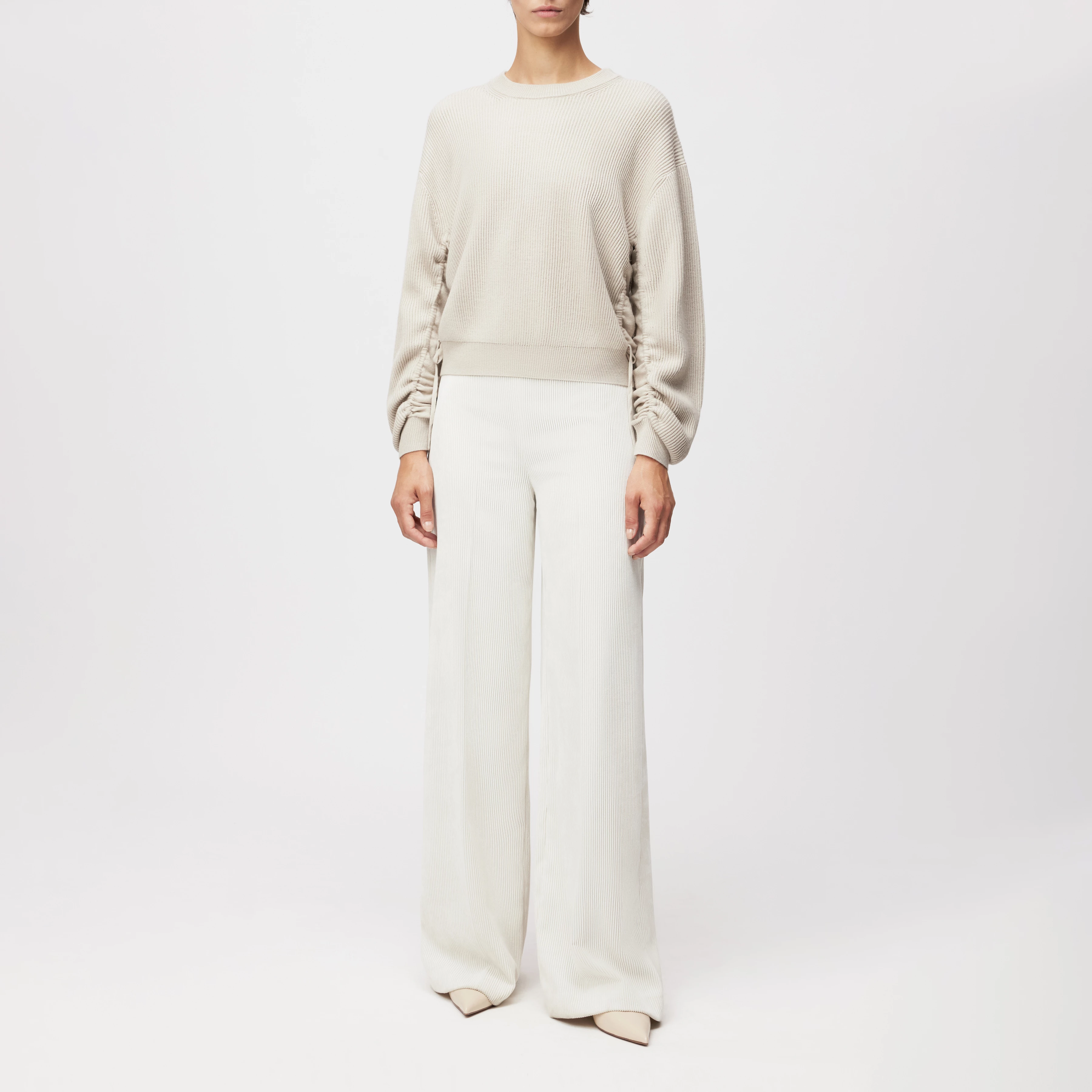 KEBEDI - Jumper with ruffles in 100% merino wool - women - beige - Ganzkörper-Frontansicht