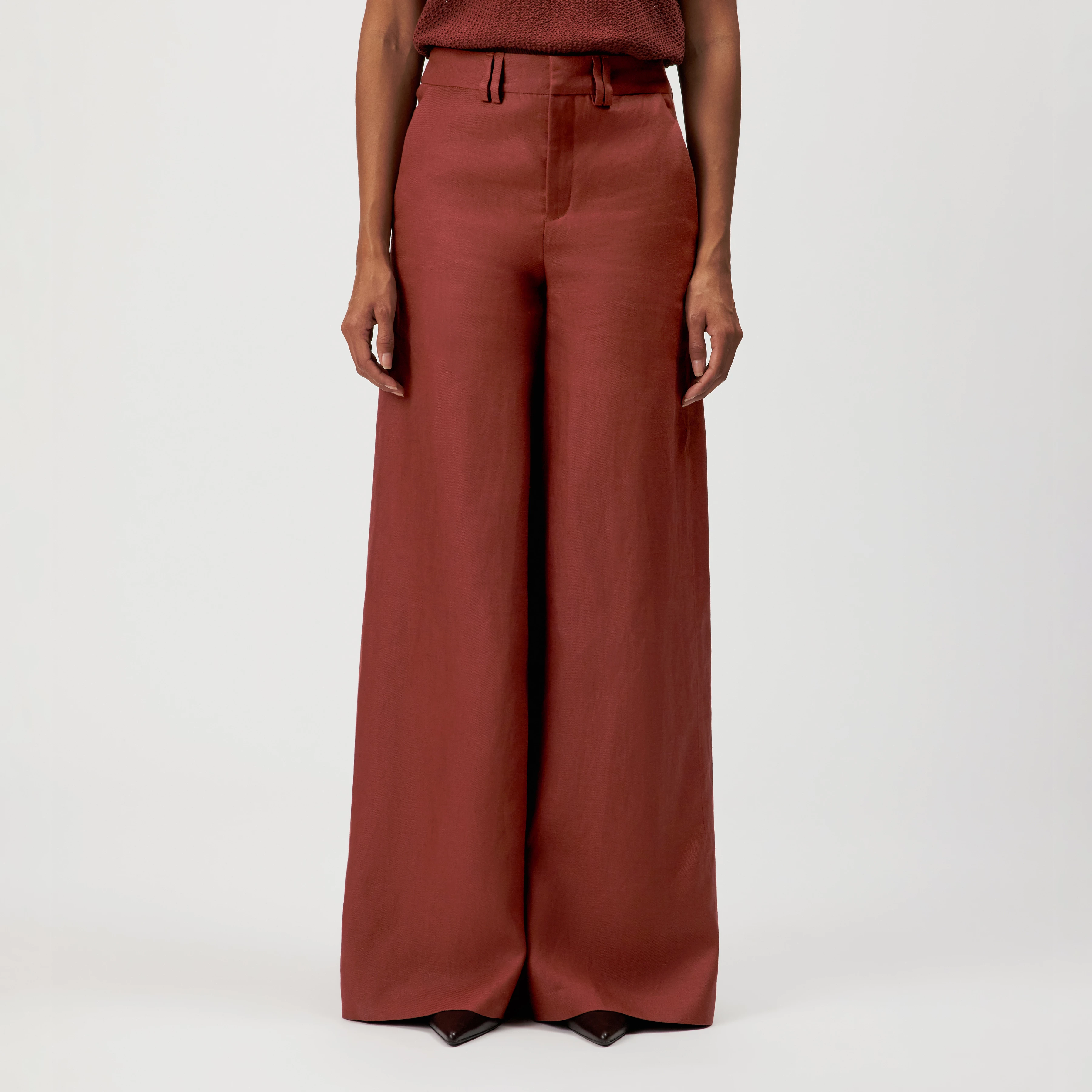 AQUITE - Pantalon Marlene en pur lin - women - rouge - Frontansicht