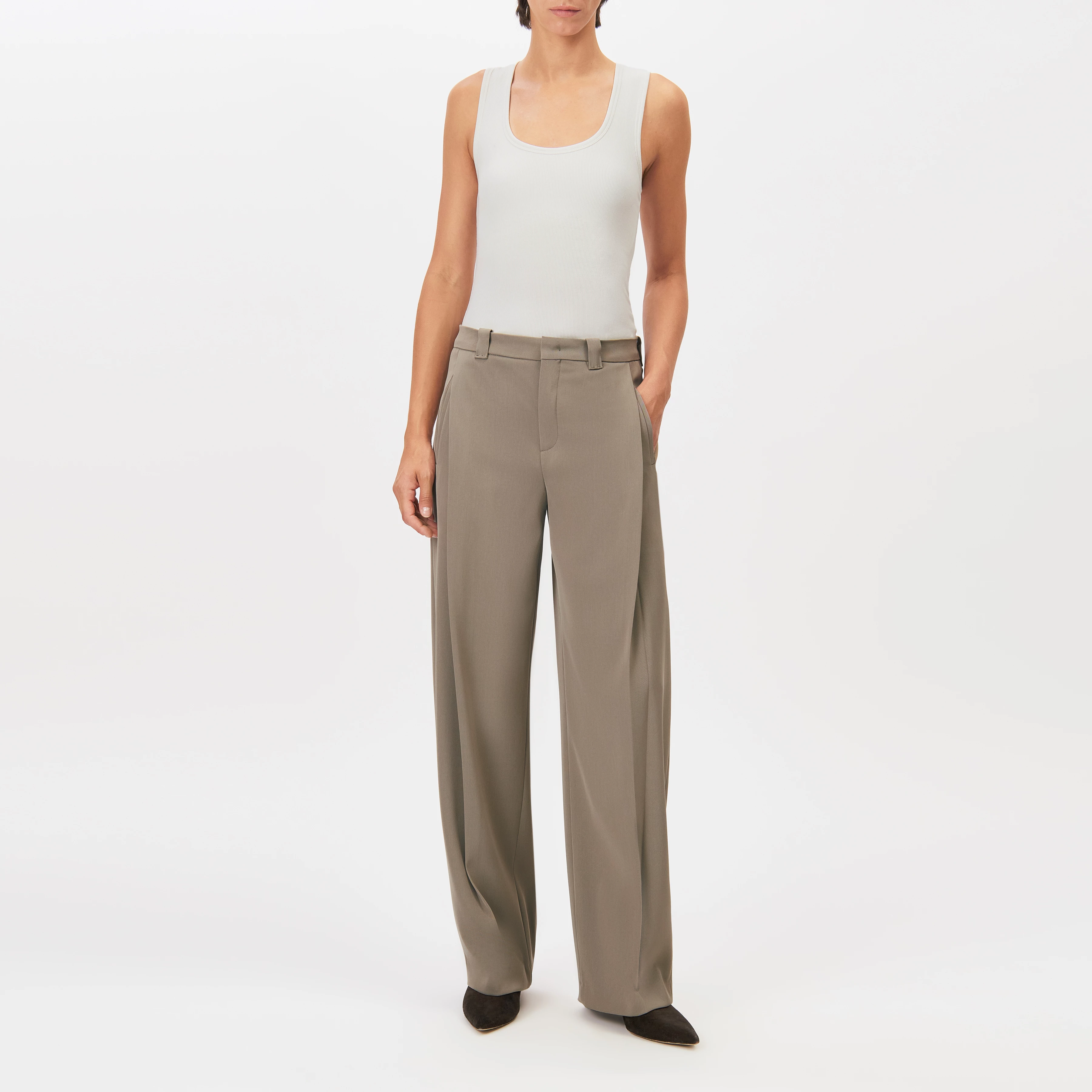 UNPACK - Trousers in techno twill - women - beige - Ganzkörper-Frontansicht