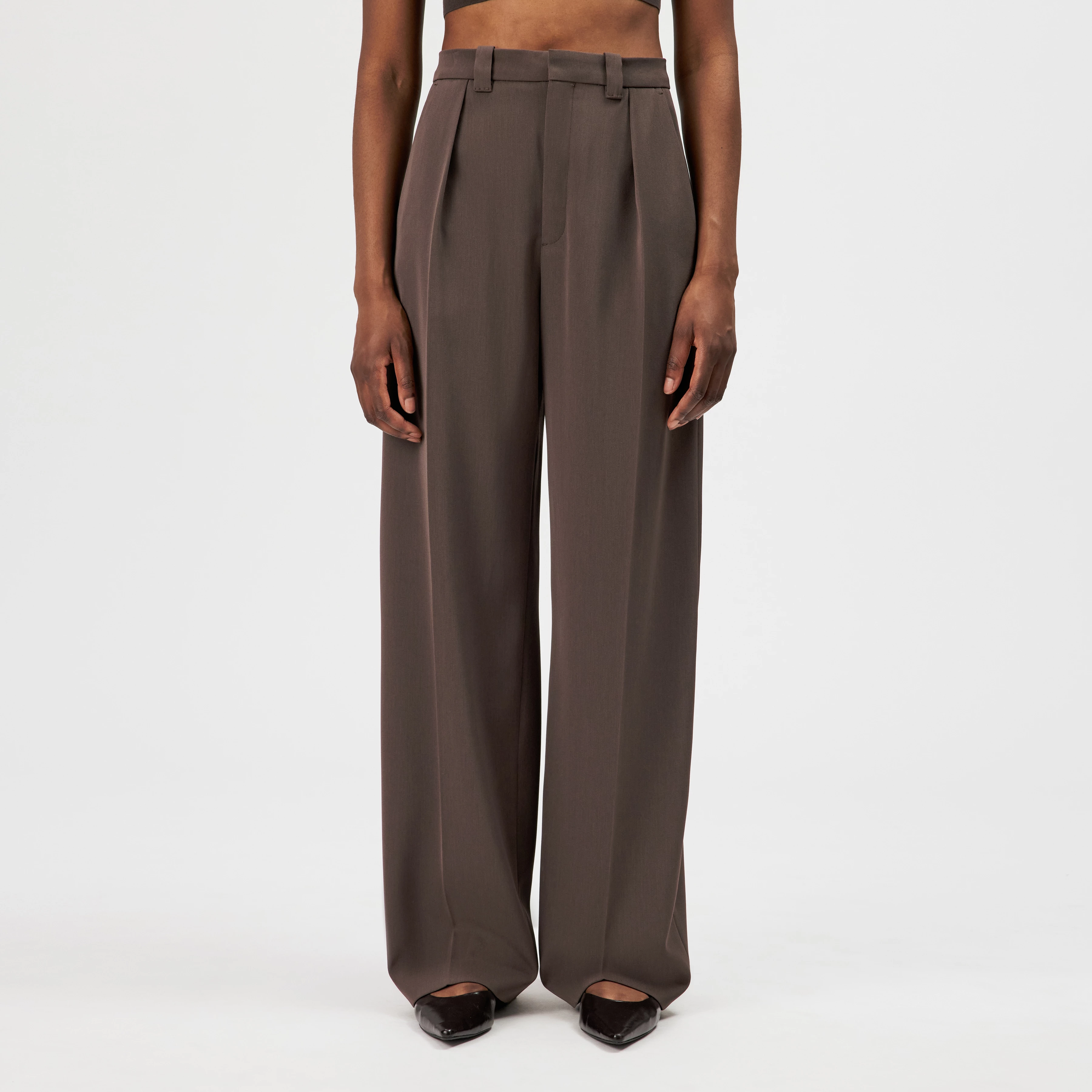 ADUCT - Techno twill straight-leg tailored trousers - women - brown - Frontansicht