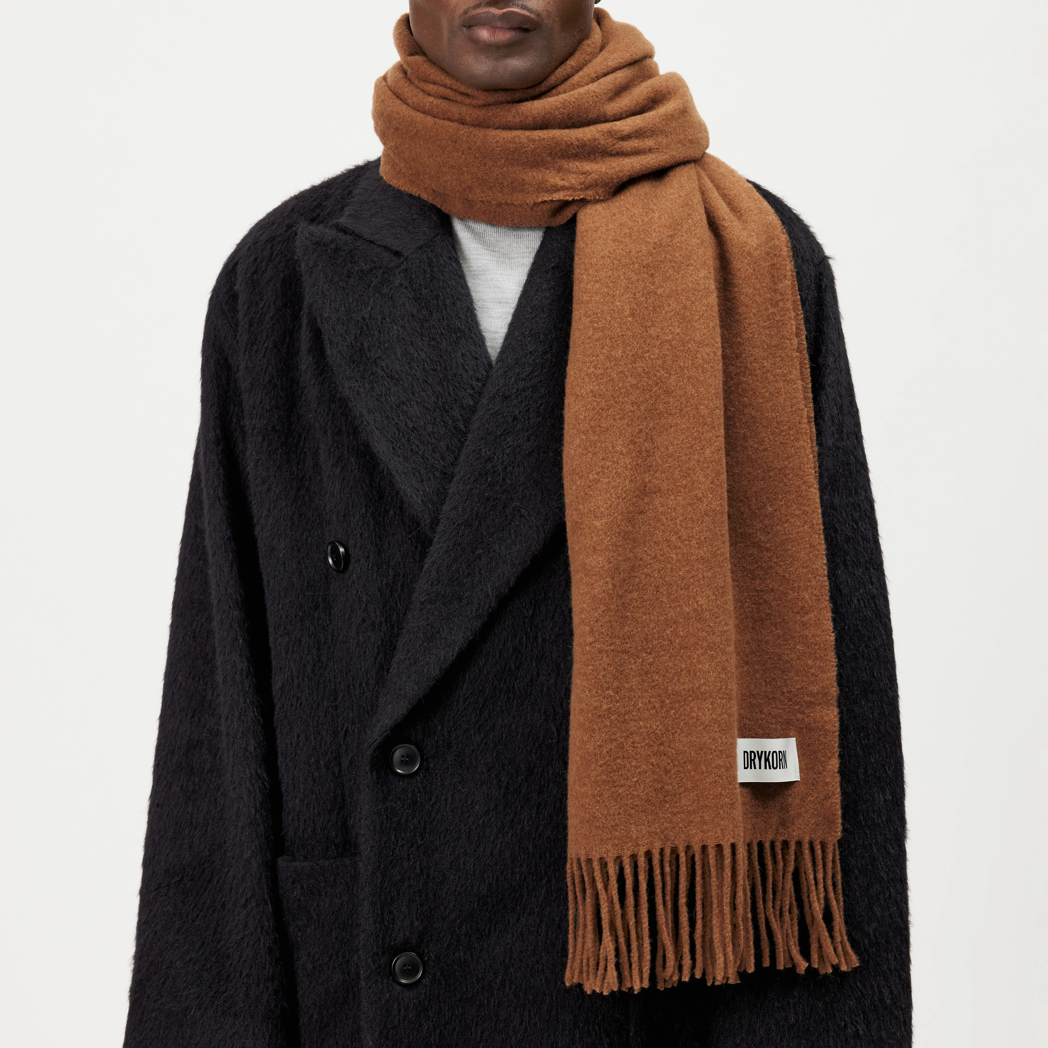 GAZE_4 - Schal in Wolltwill - Unisex - braun - Rückansicht