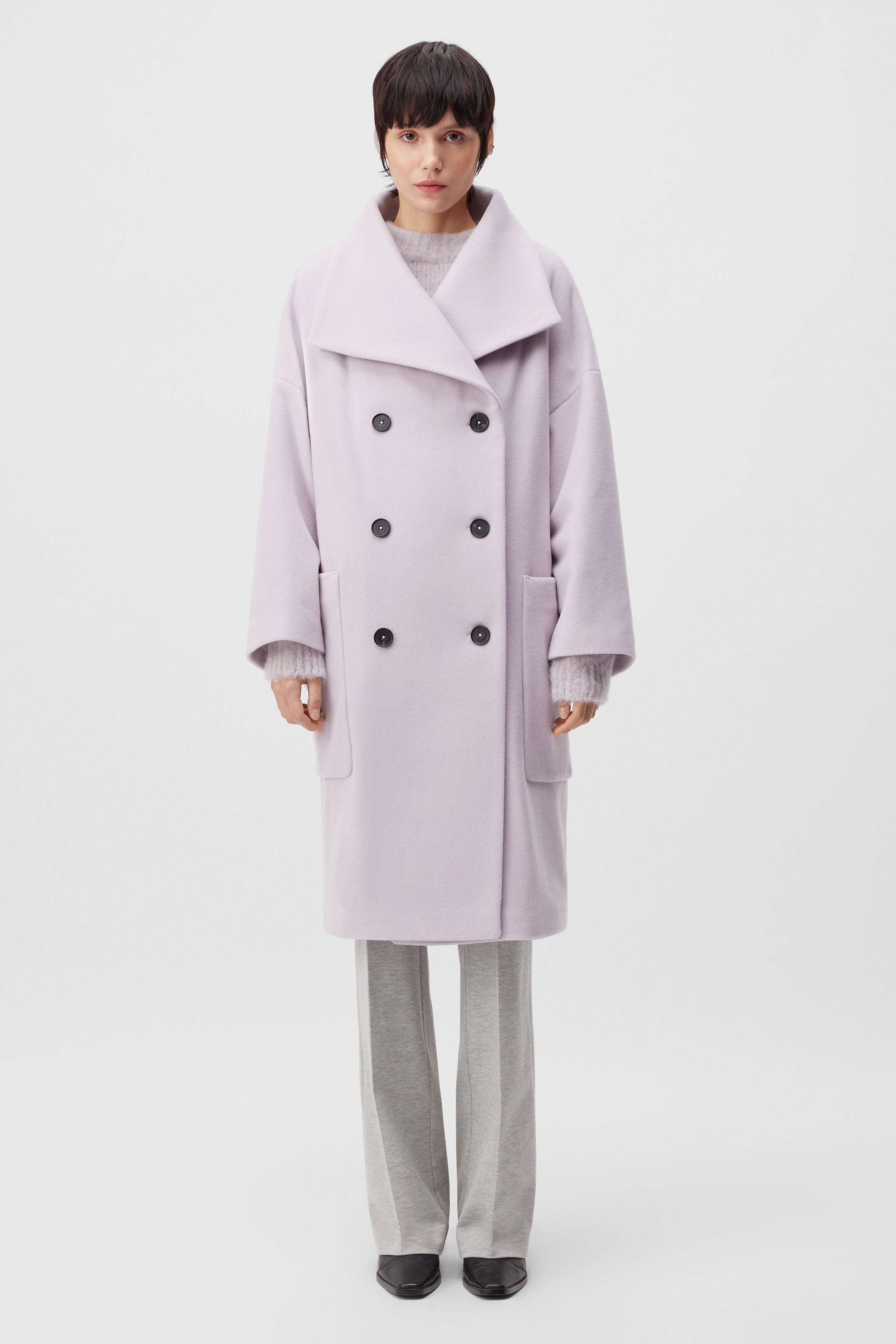 THEYDON - oversized Mantel in Wollflausch - Damen - lila - Ganzkörper-Frontansicht