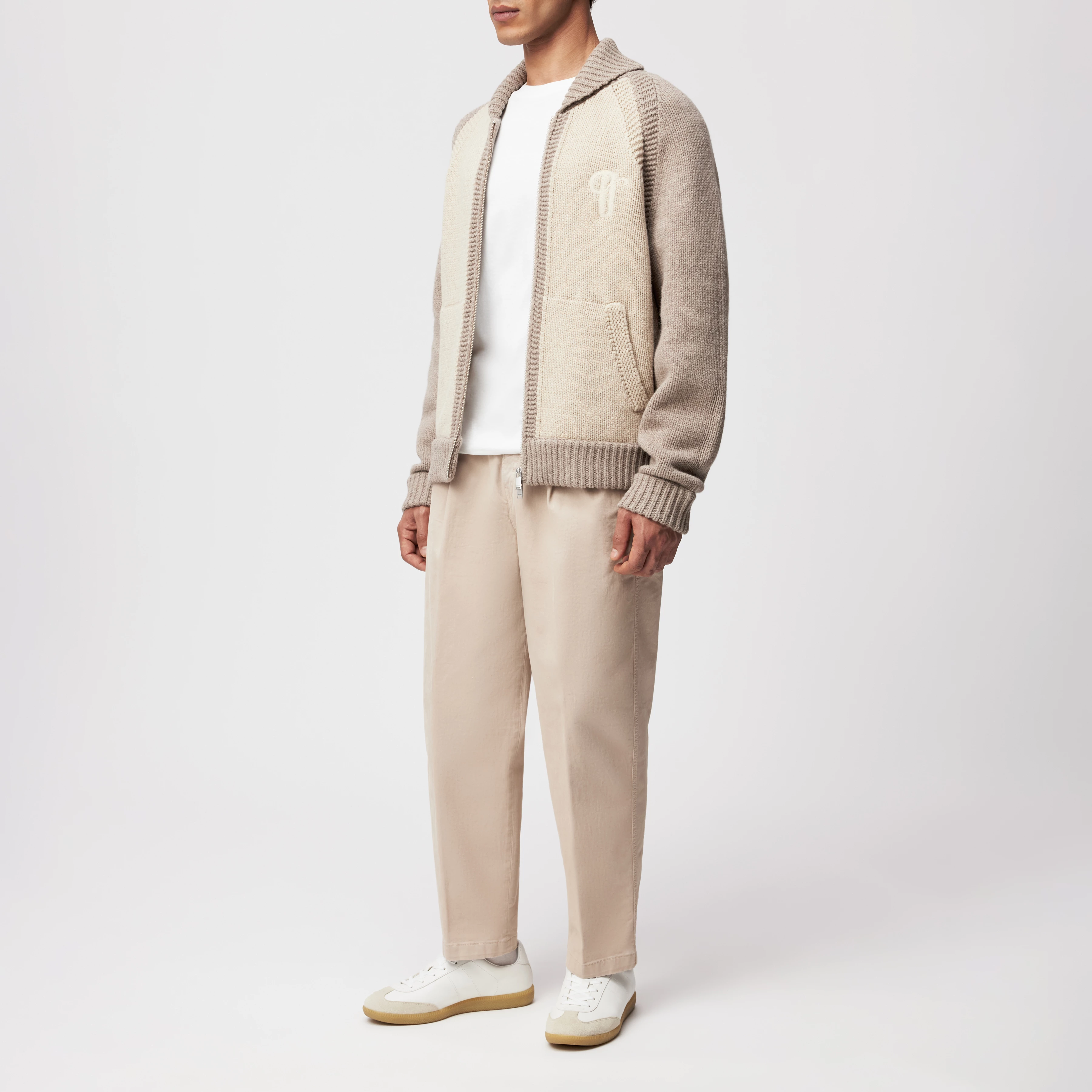 LAKYN - Cardigan in lambswool - men - brown - Ganzkörper-Frontansicht