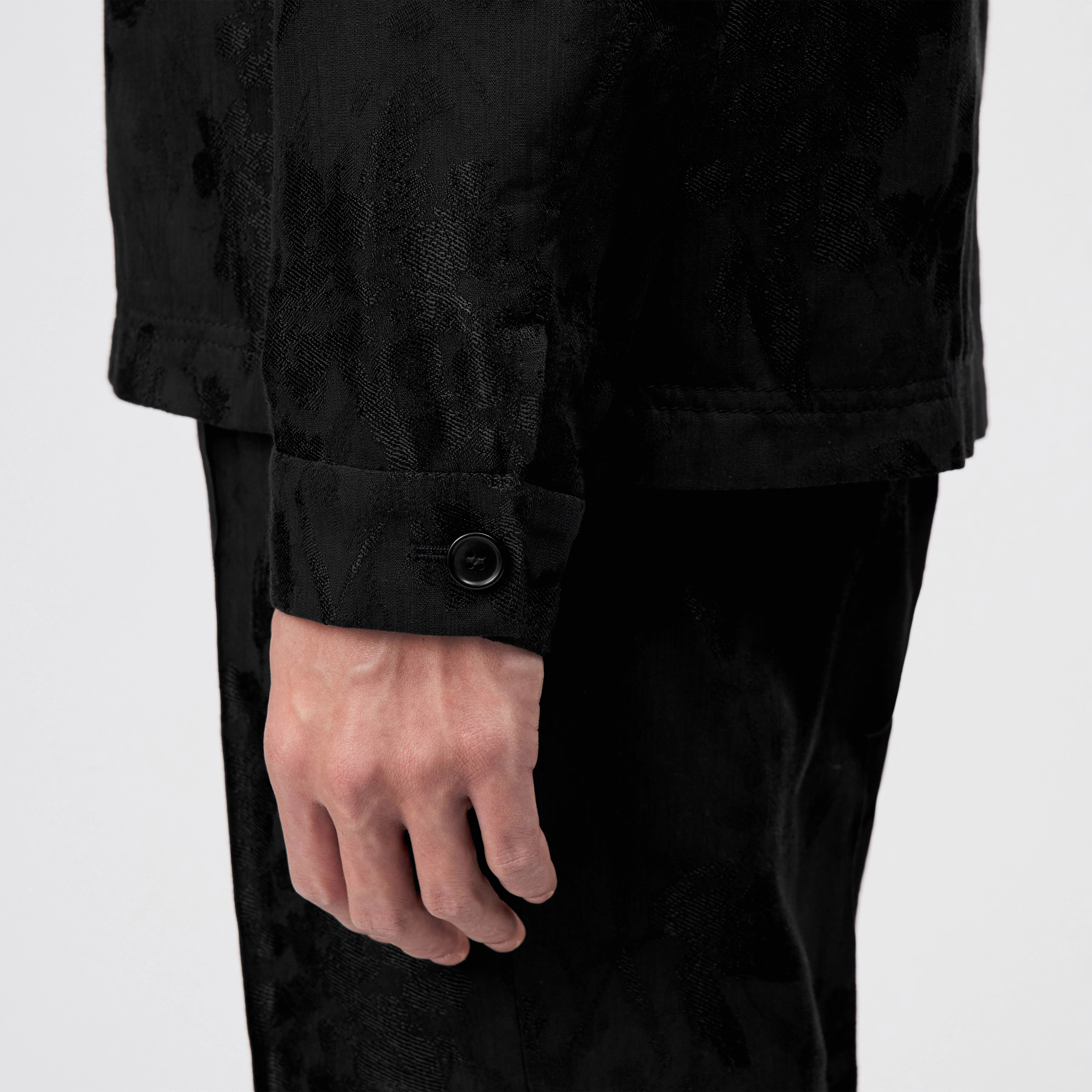 JERSON - Regular fit jacquard zip-jas - heren - zwart - Detailansicht am Model