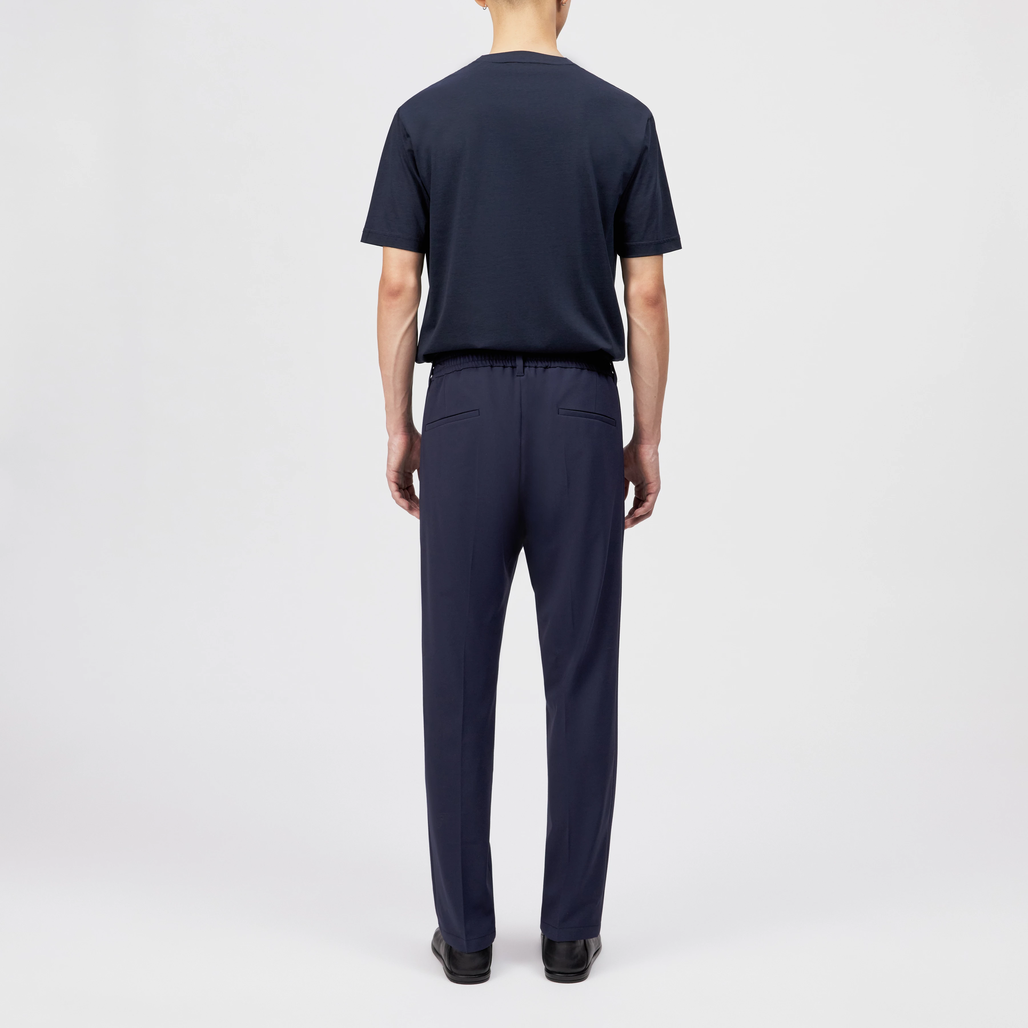CHASY_RGLR - Pantalon décontracté à pince en gabardine - men - bleu - Rückansicht