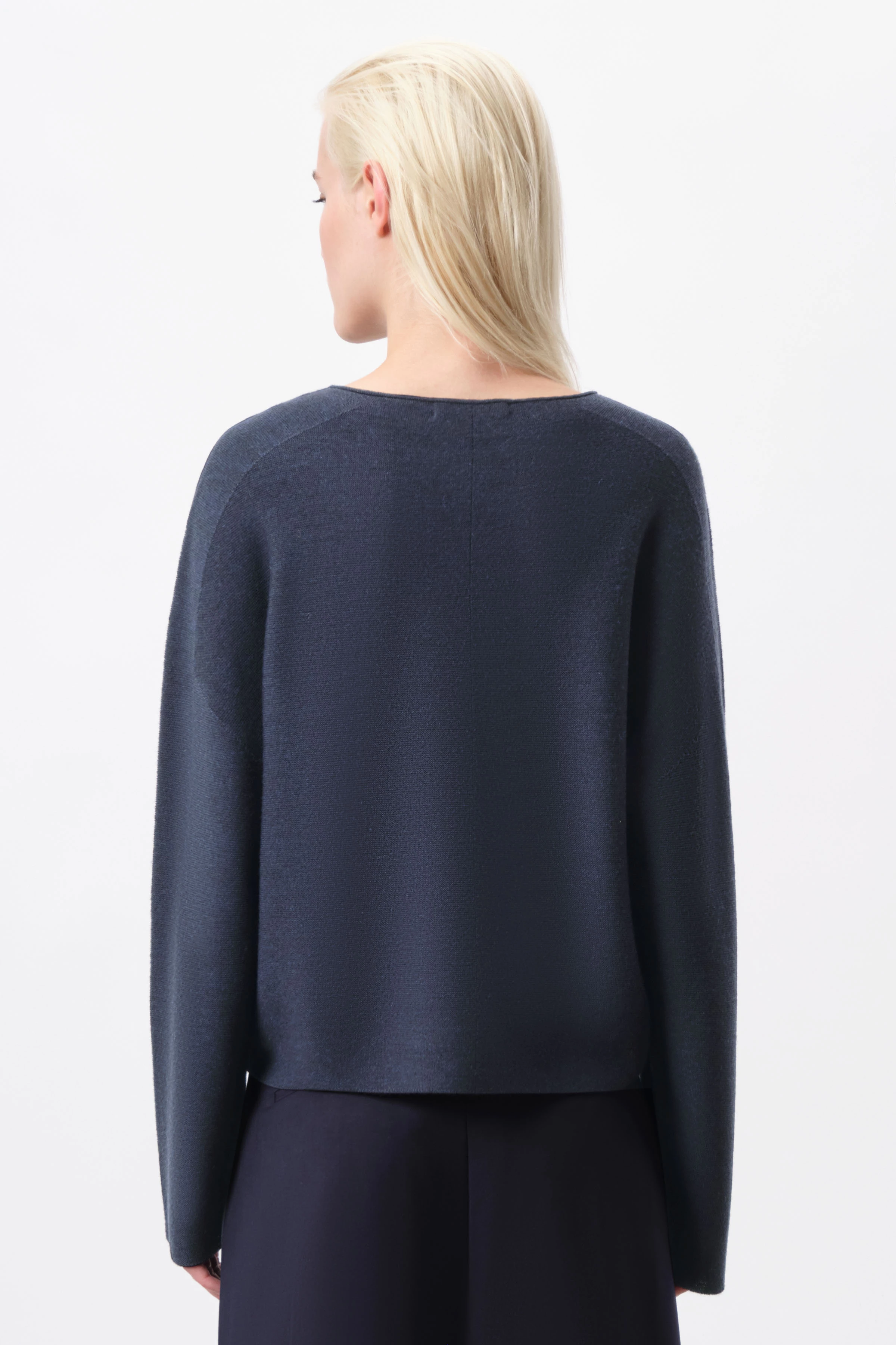MEAMI - Cropped egg-shape jumper in merino wool - women - blue - Rückansicht