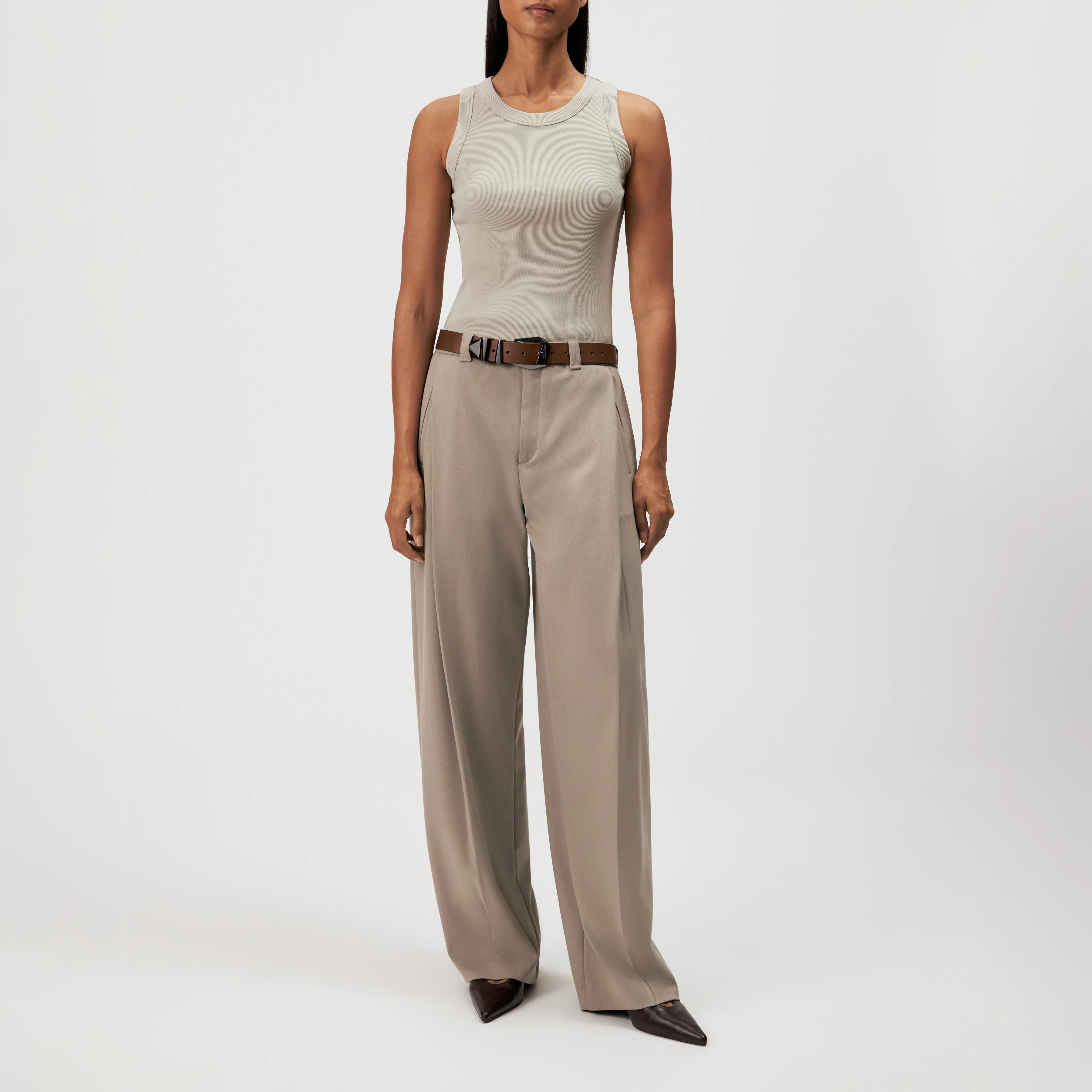 OLINA - Cotton ribbed crew neck tank top - women - beige - Ganzkörper-Frontansicht