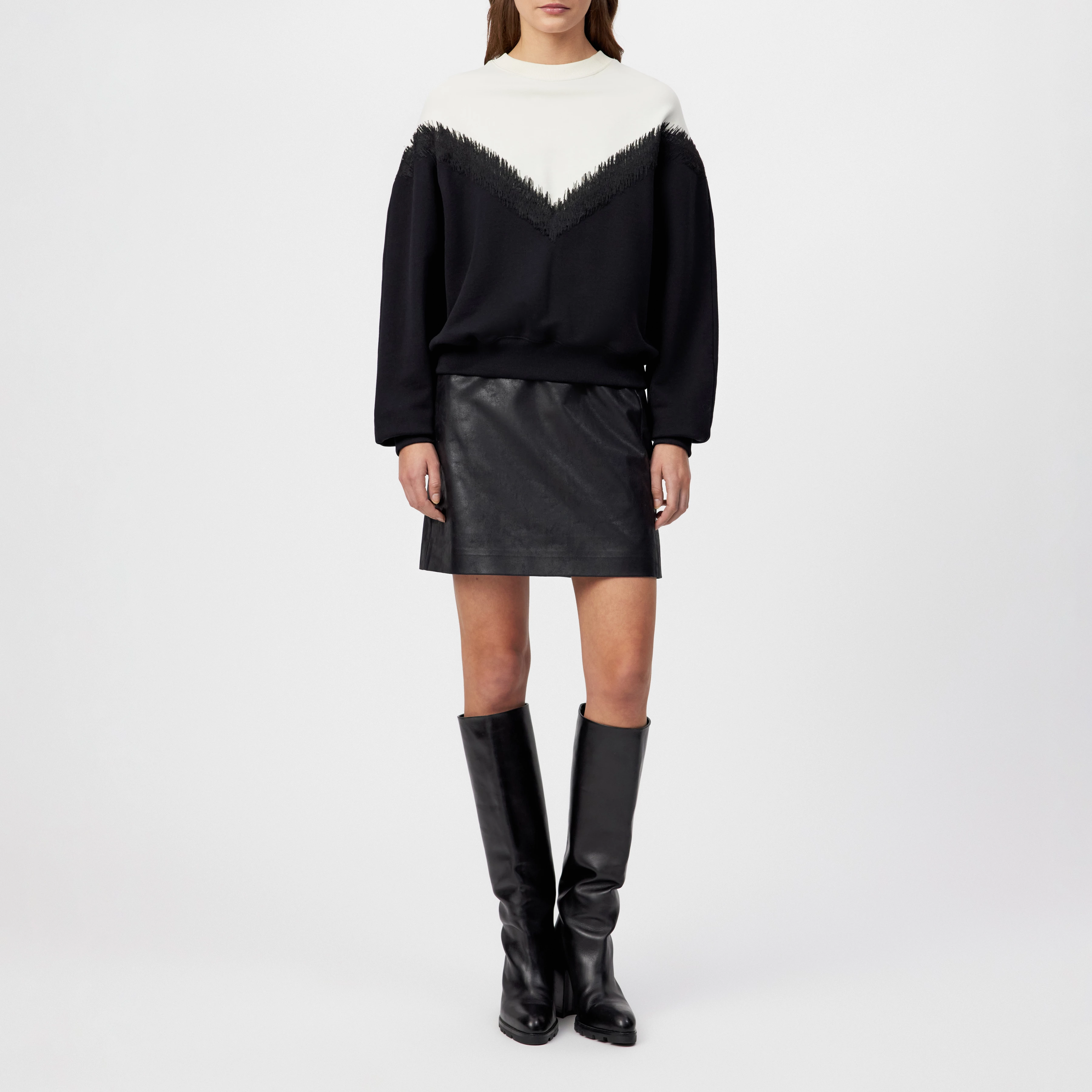 JANEA_P1 - Oversized sweatshirt in pure cotton - women - black - Ganzkörper-Frontansicht