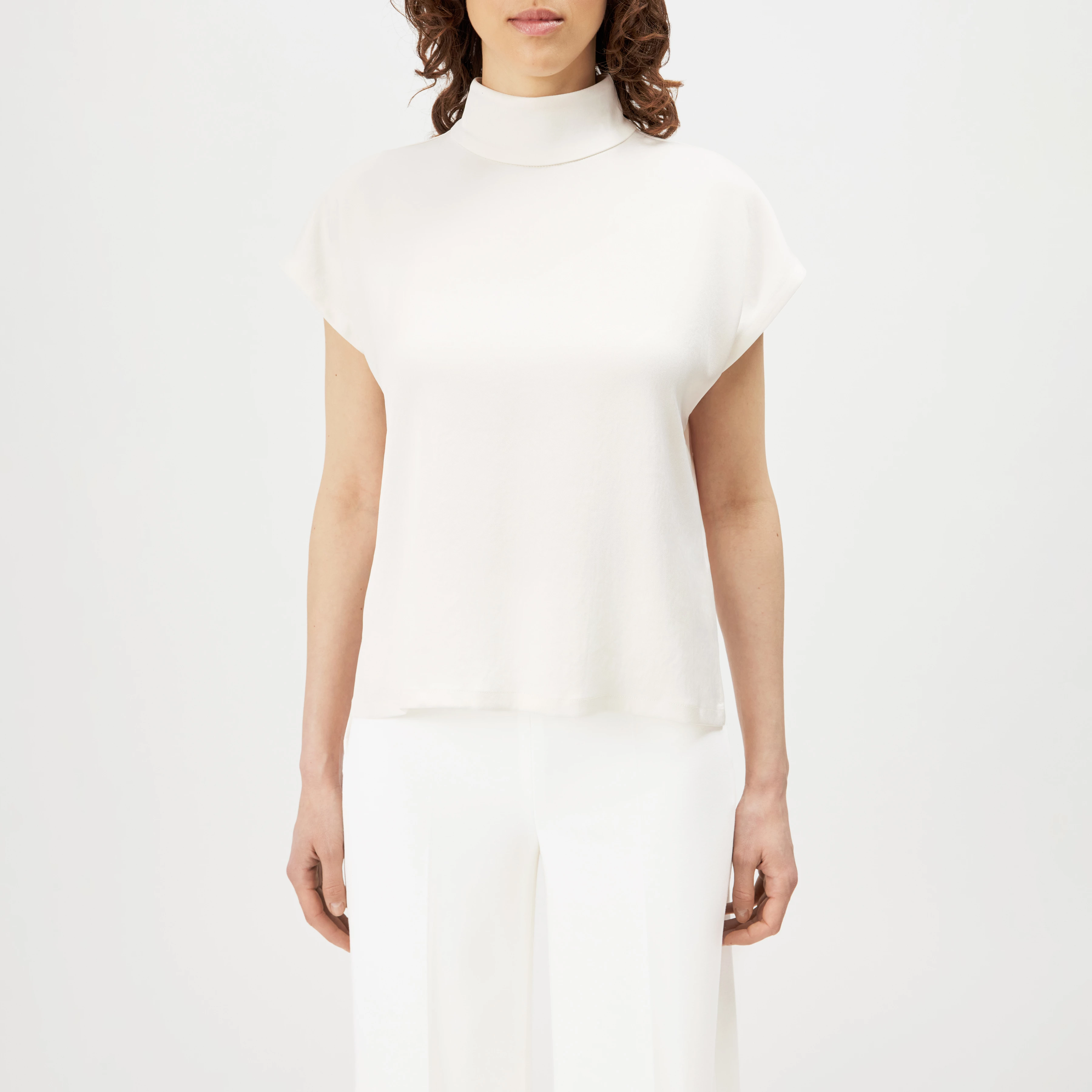 ALARIA_1 - Shirt blouse with stand-up collar in satin - women - off white - Frontansicht