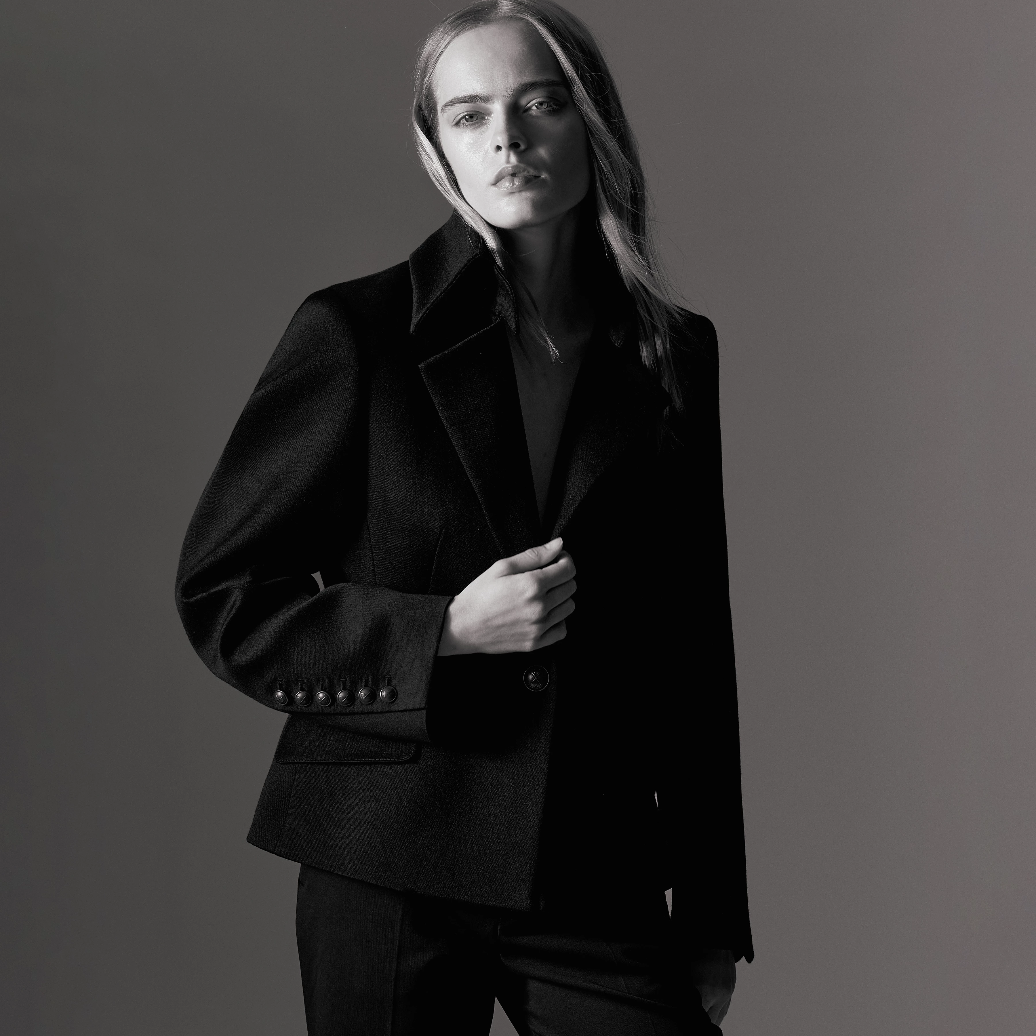 DRYCHILI - Tailored Blazer in Pure Virgin Wool - women - black