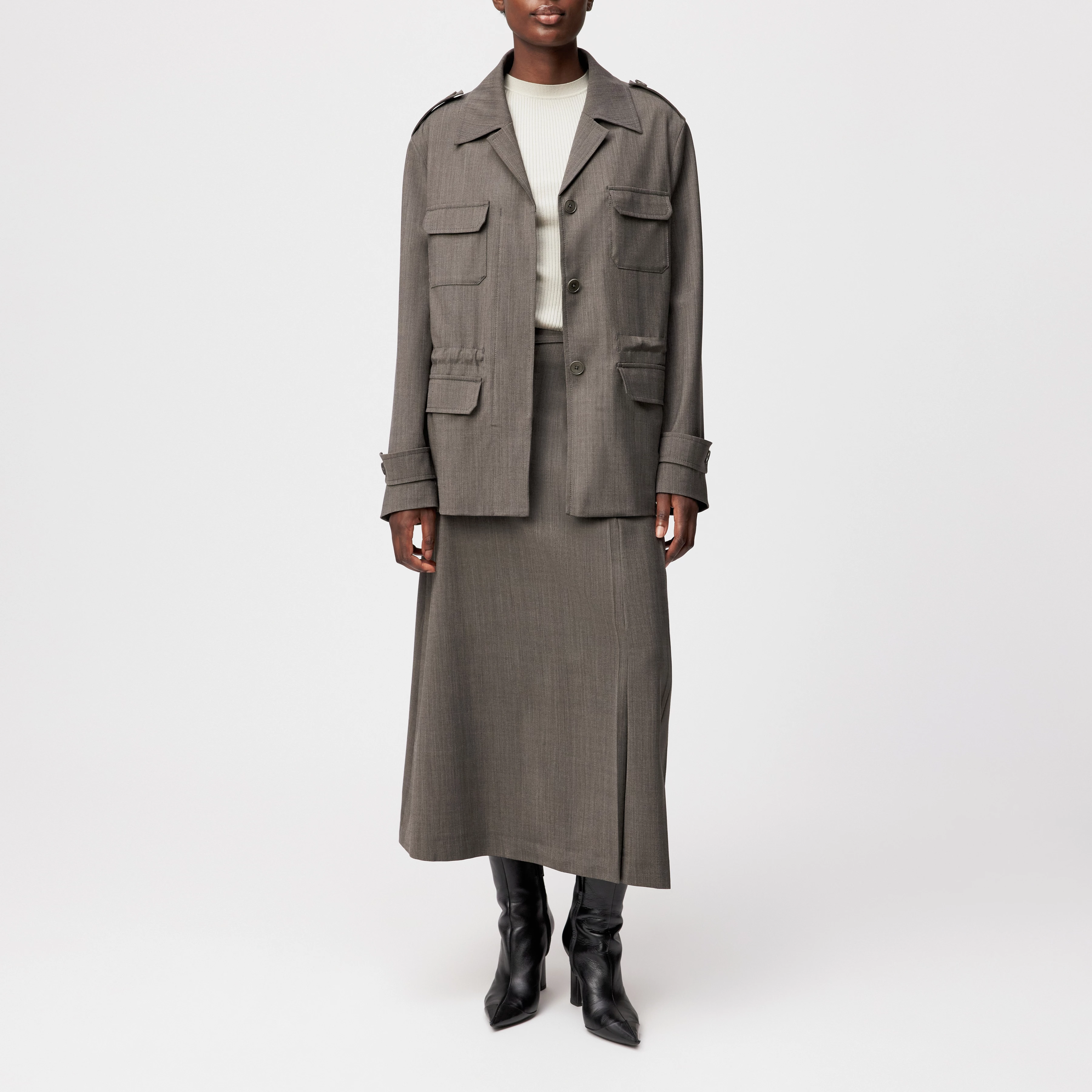 BODNEY - Field Jacket in Bi-Stretch - Damen - braun - Ganzkörper-Frontansicht