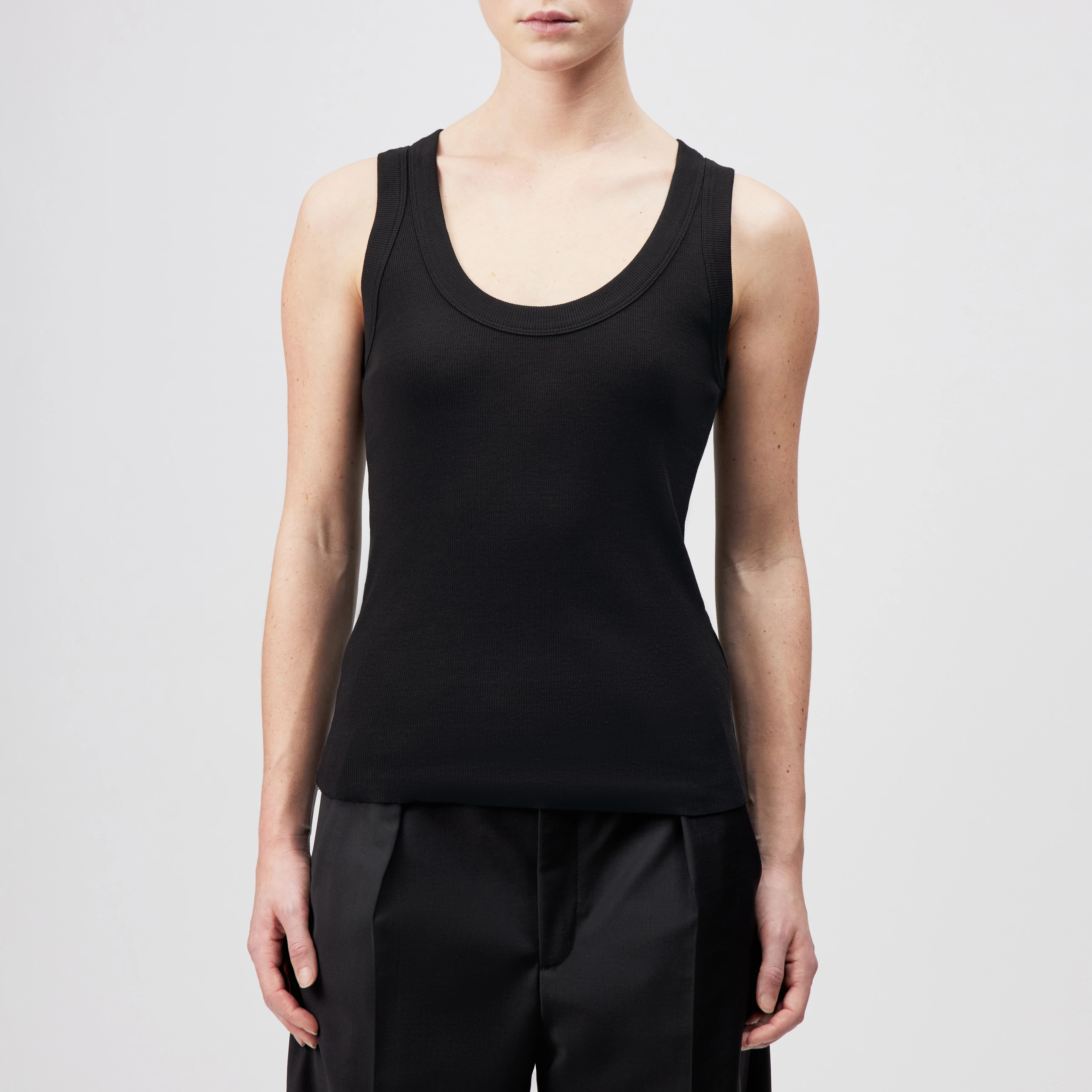 TAVIRA - Ribbed tank top with feminine round neckline - women - black - Frontansicht