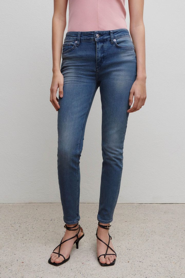Mode Spijkerbroeken Slim jeans Drykorn for beautiful people Slim jeans blauw casual uitstraling 